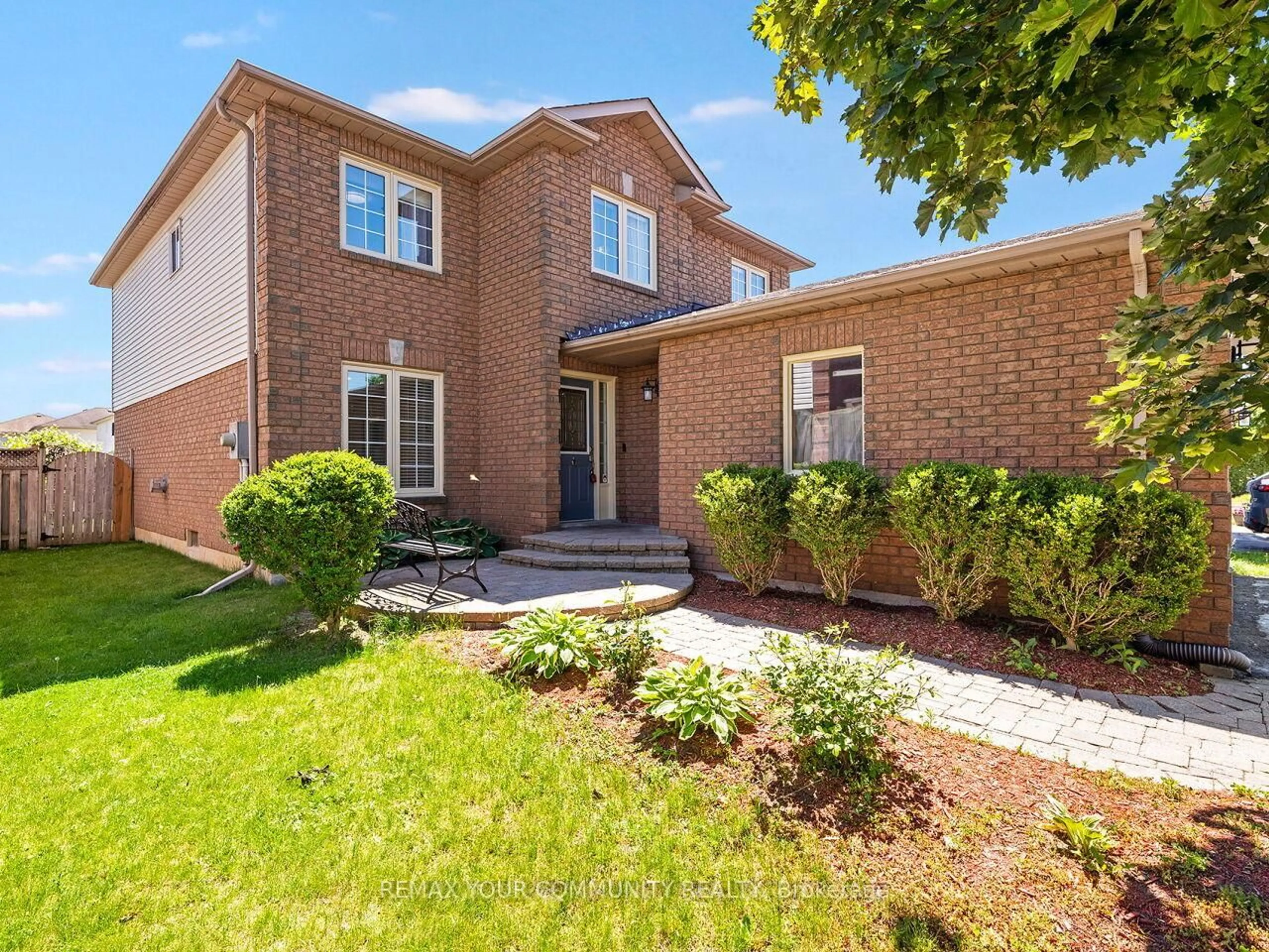Home with brick exterior material, street for 117 Apple Blossom Blvd, Clarington Ontario L1C 4T8