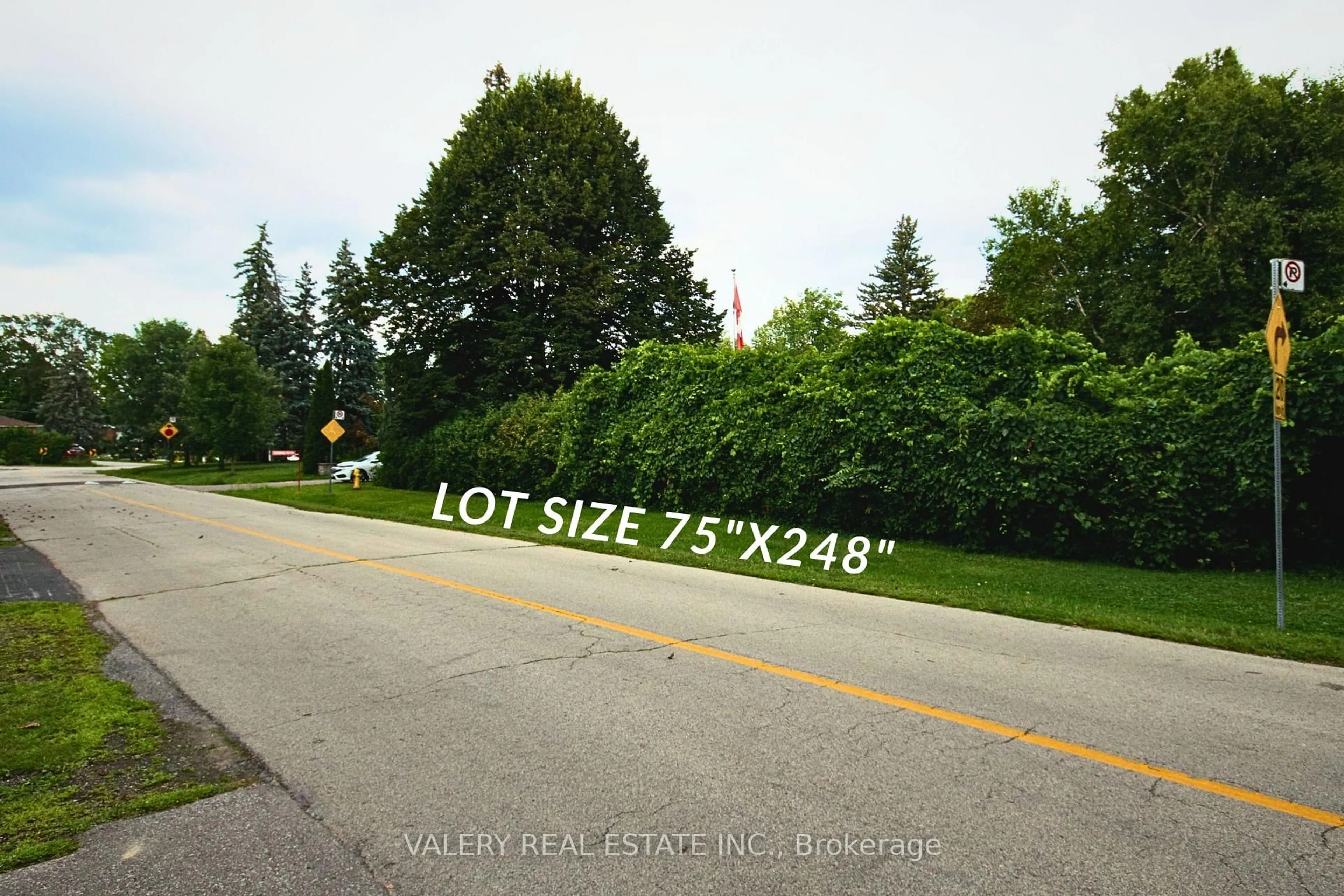 Blurry image for 87 Cedar Brae Blvd, Toronto Ontario M1J 2K5