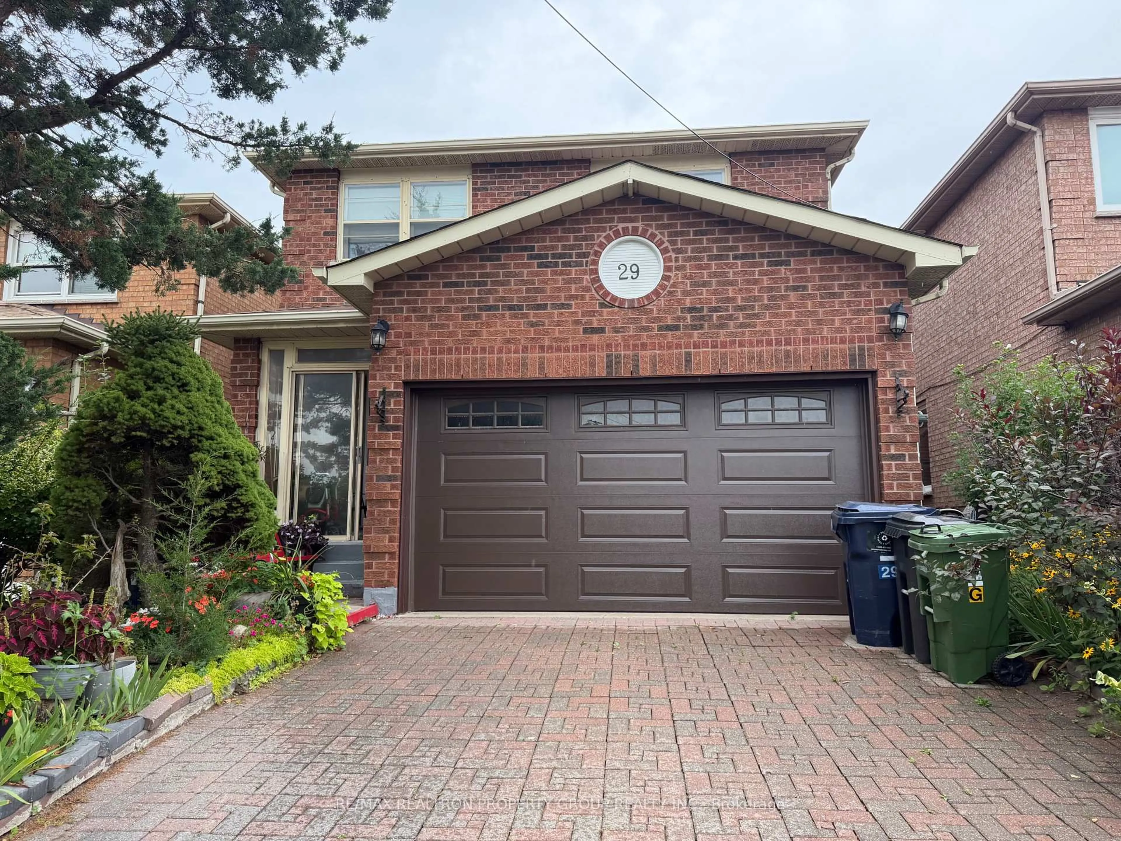 Home with brick exterior material, street for 29 David Dr, Toronto Ontario M1E 5E5