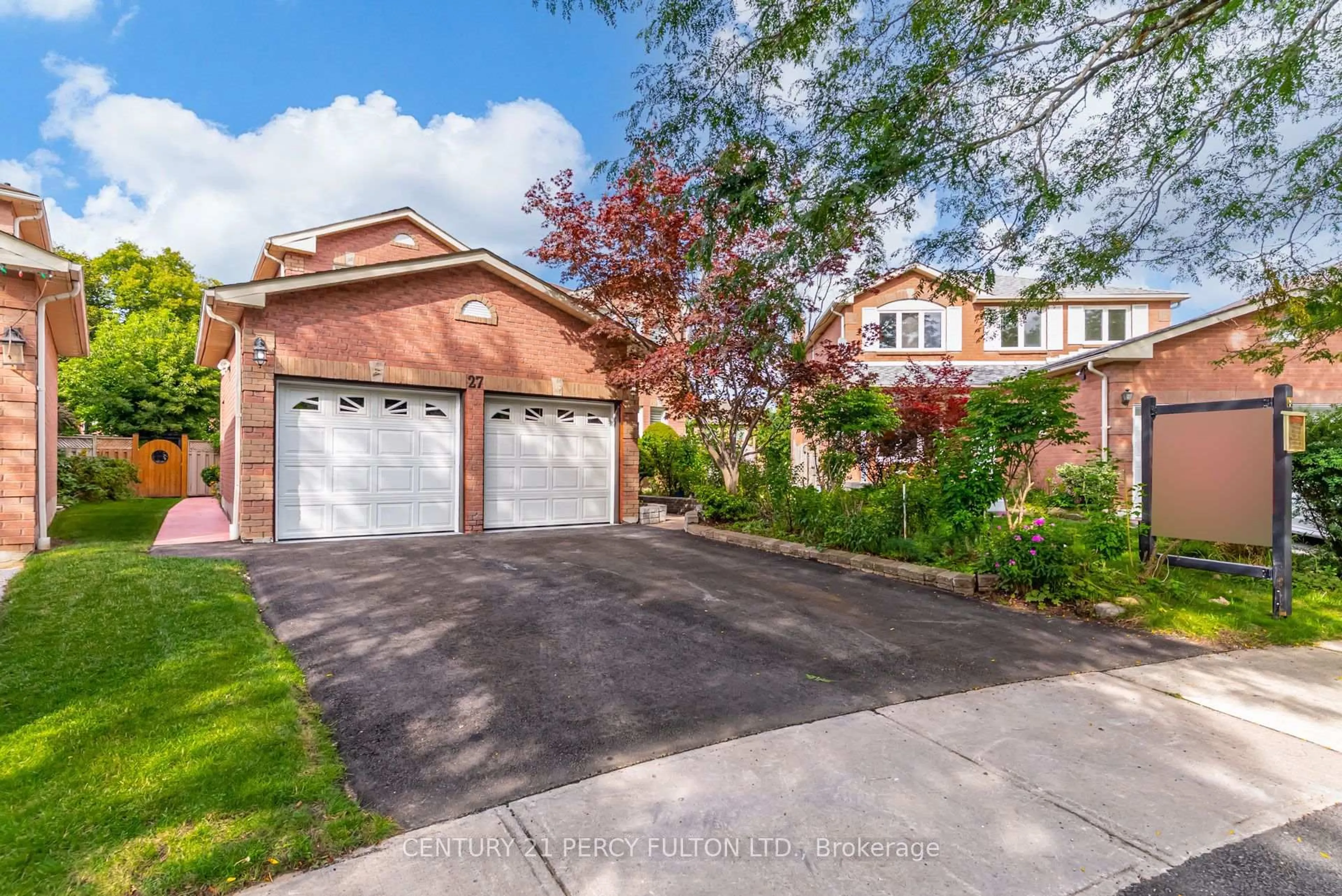 Home with brick exterior material, street for 27 Dagwell Cres, Ajax Ontario L1T 3M8