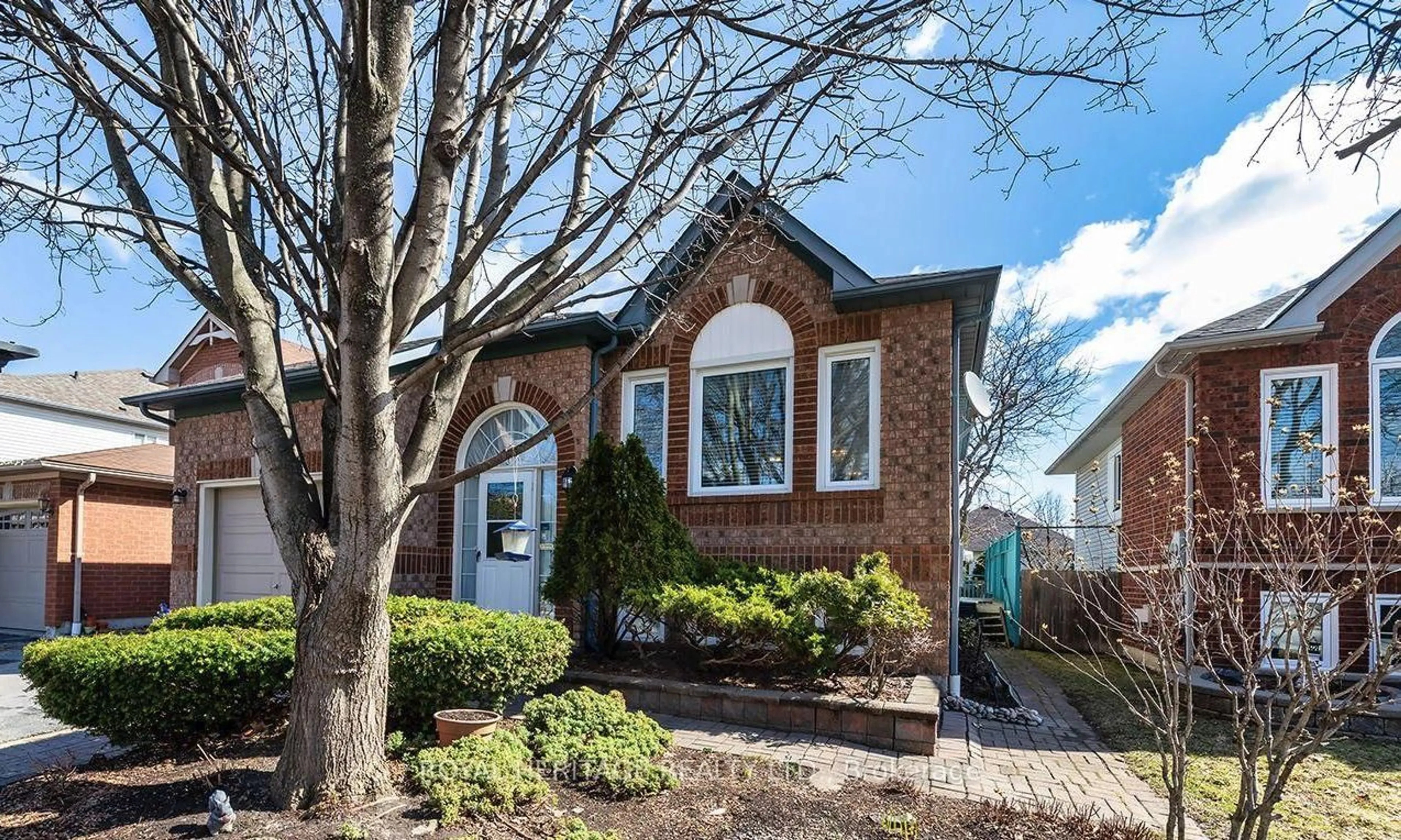 Home with brick exterior material, street for 31 Thames Dr, Whitby Ontario L1R 2M2