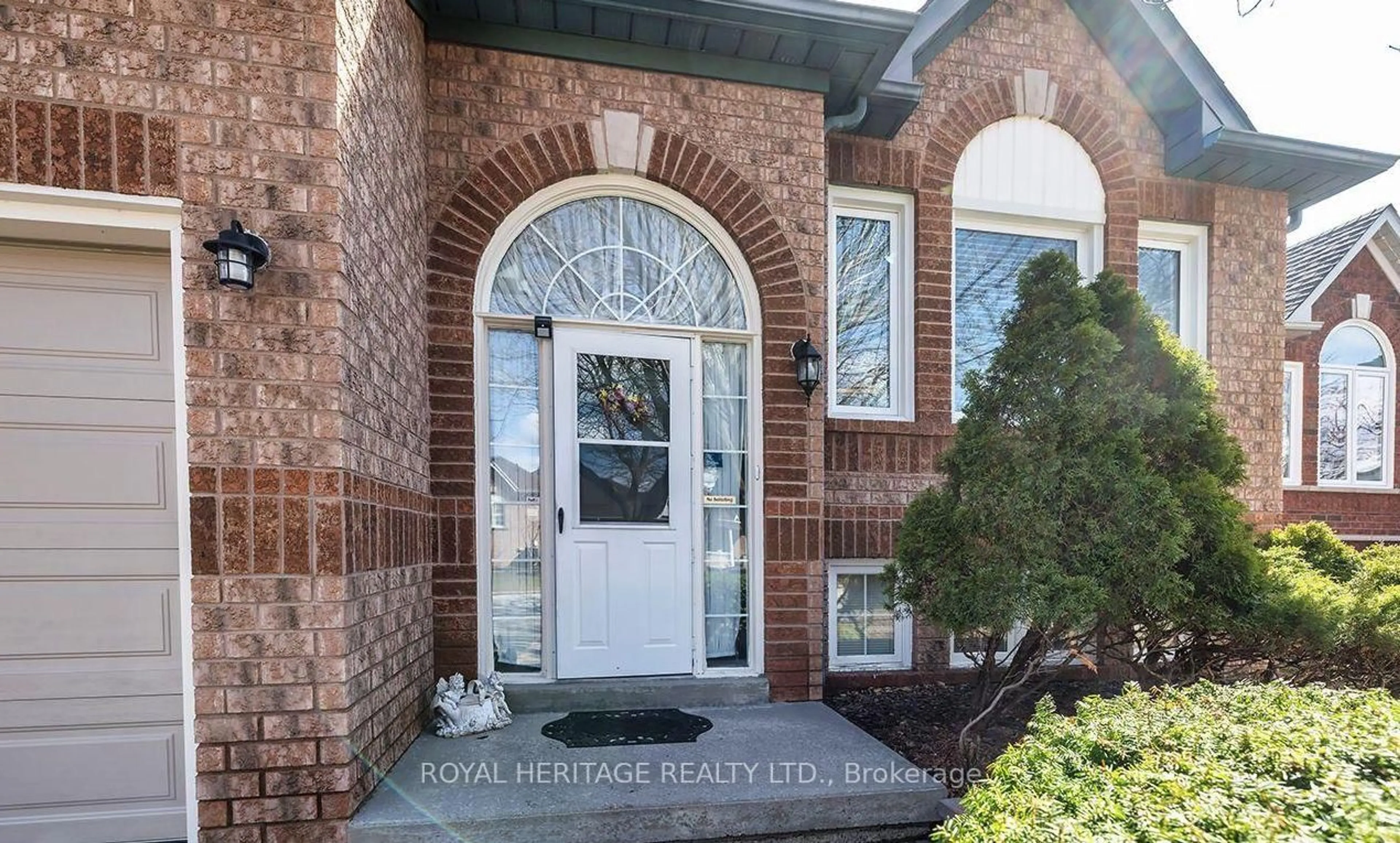 Home with brick exterior material, street for 31 Thames Dr, Whitby Ontario L1R 2M2
