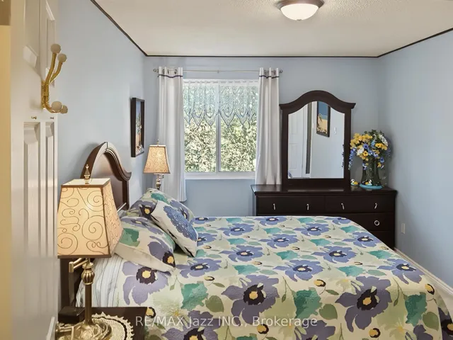 131 Taunton Rd #304, Oshawa 3