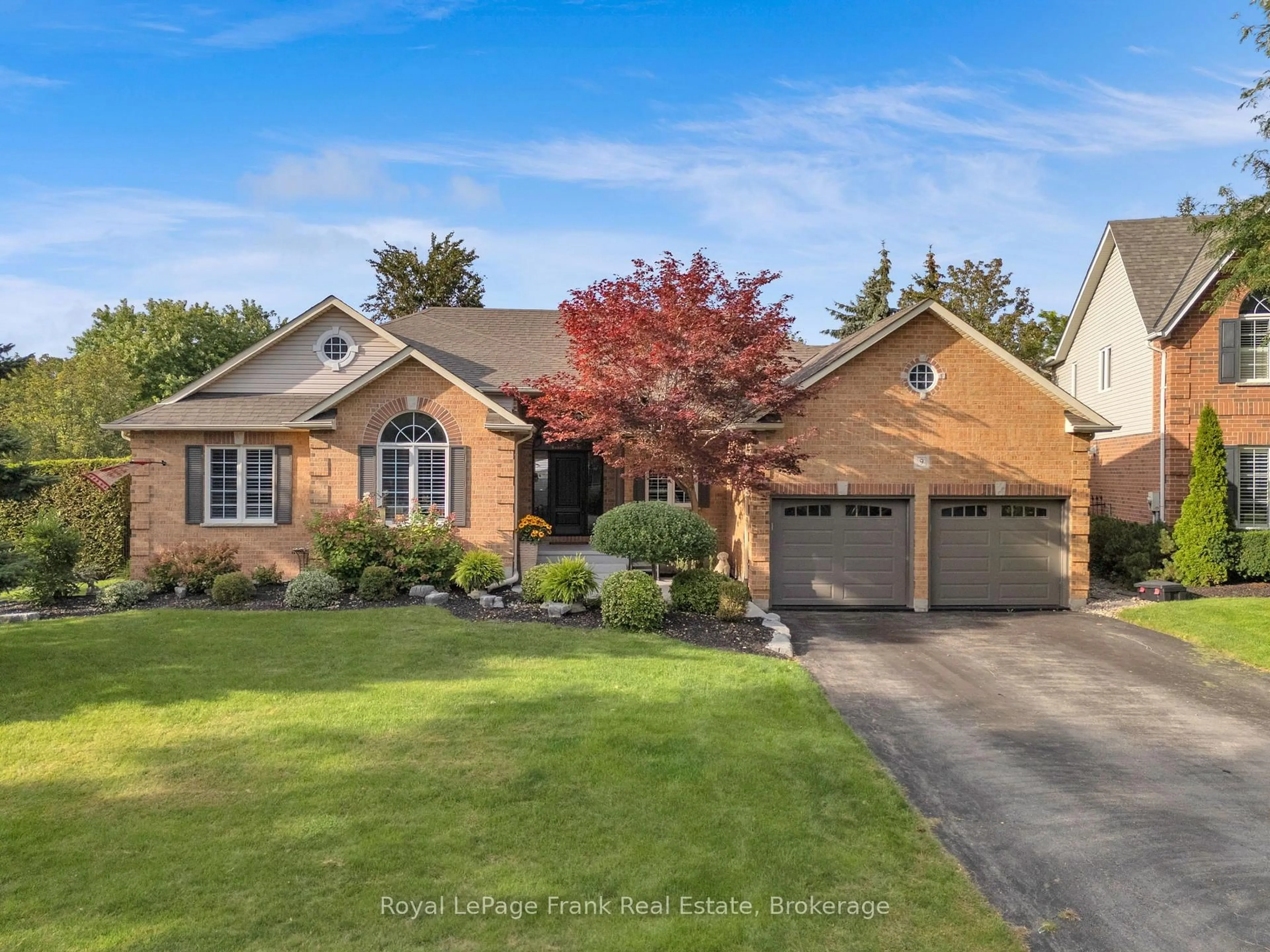 Home with brick exterior material, street for 9 Sheenan Crt, Clarington Ontario L1E 3A4