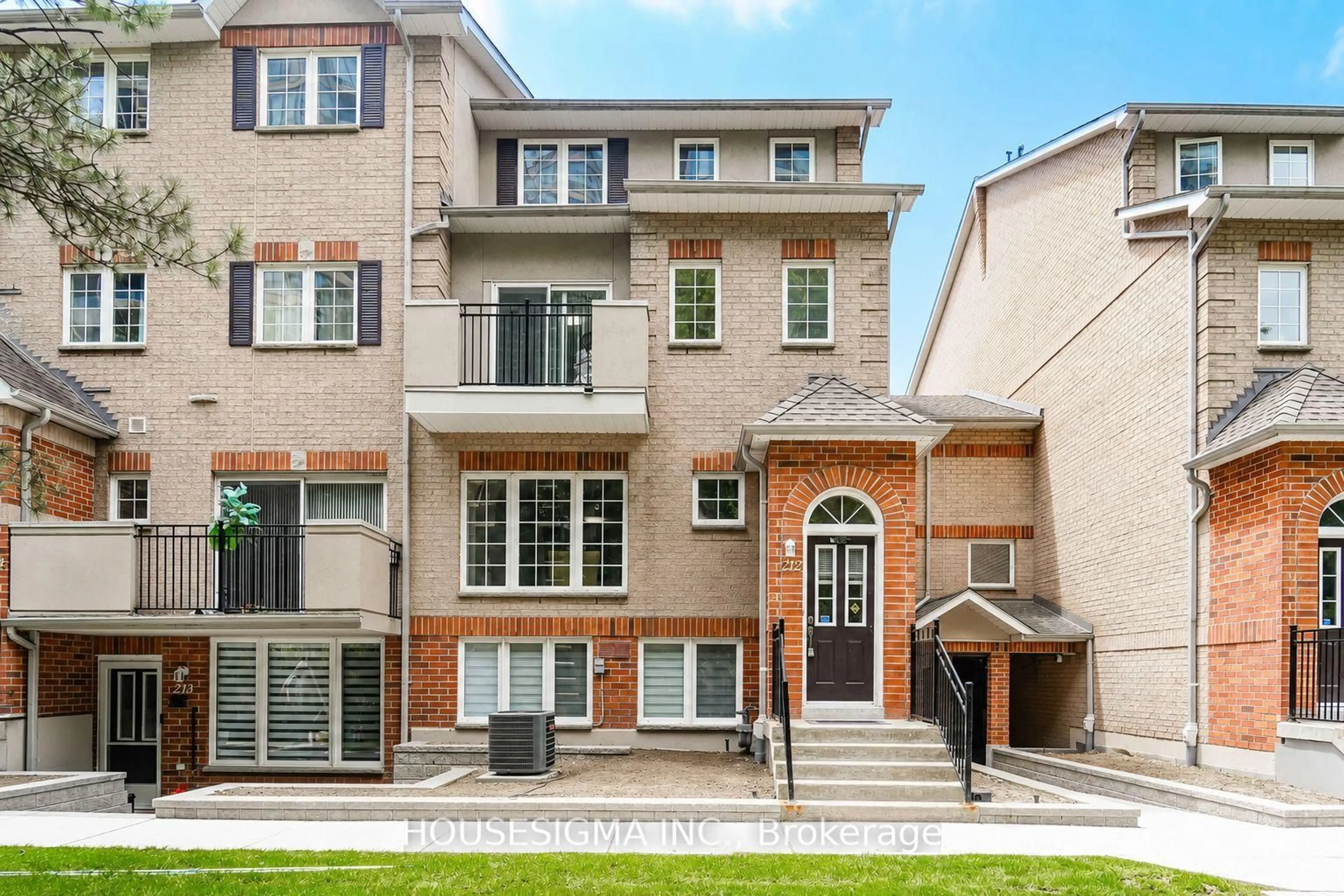 Home with brick exterior material, street for 1400 The Esplanade #212, Pickering Ontario L1V 6V2