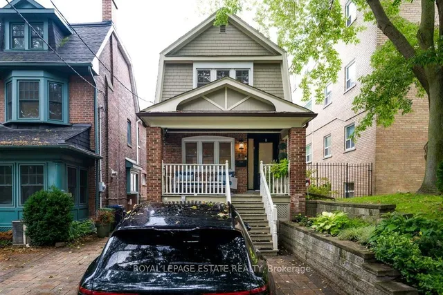 80 Elmer Ave, Toronto 3