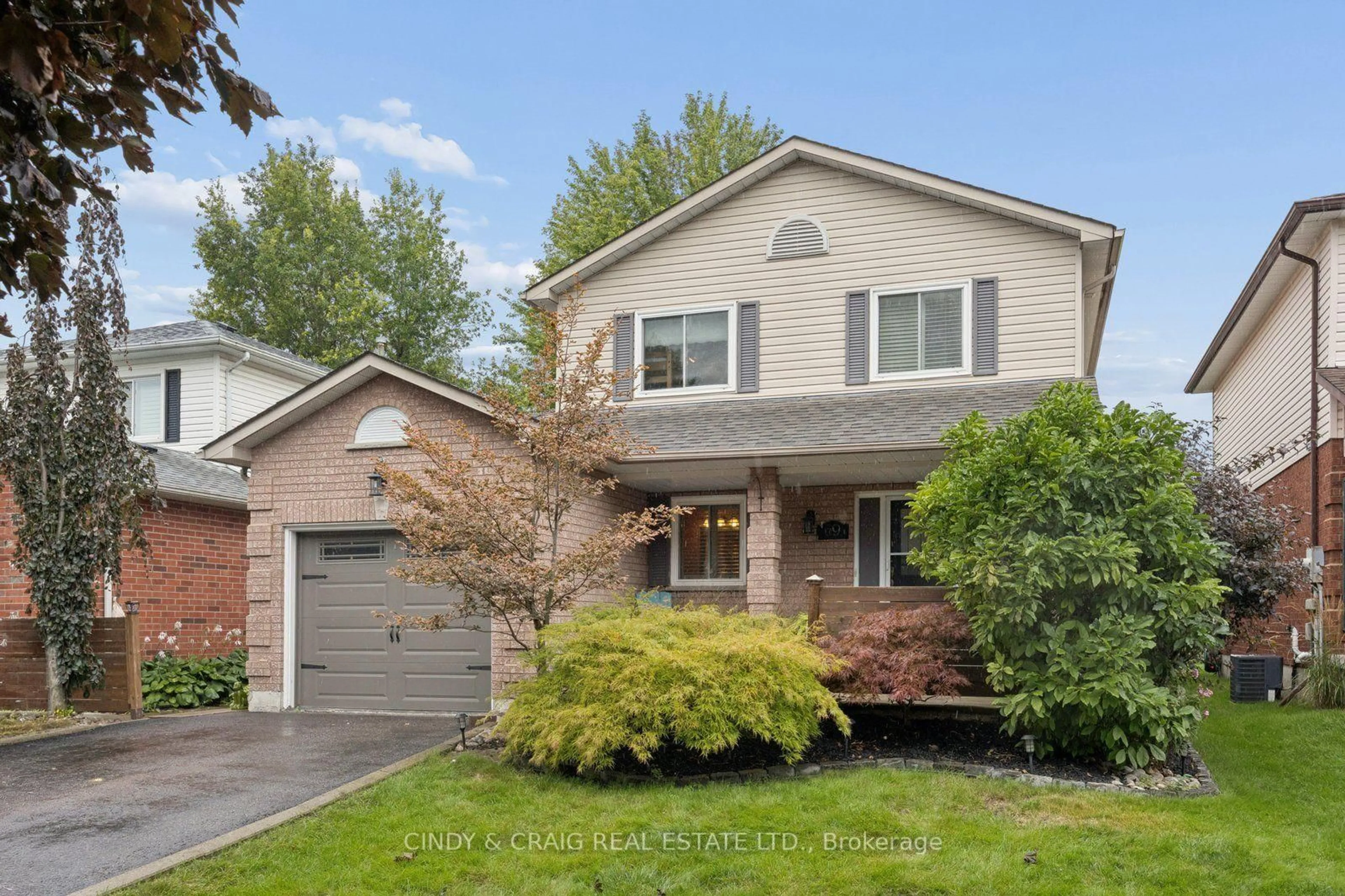 Home with vinyl exterior material, street for 69 Kintyre St, Clarington Ontario L1E 2Y6