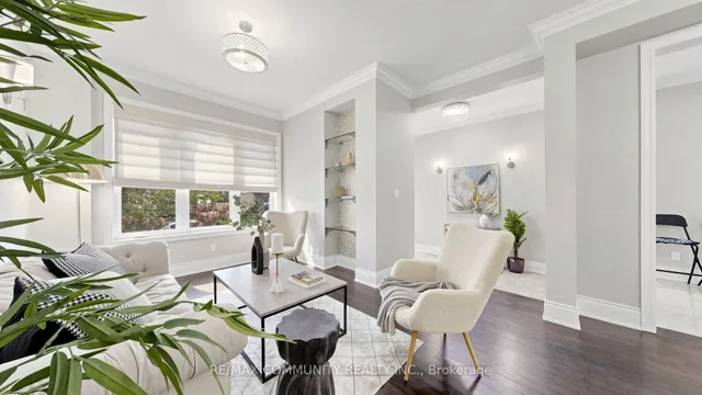 118 Harewood Ave, Toronto 4