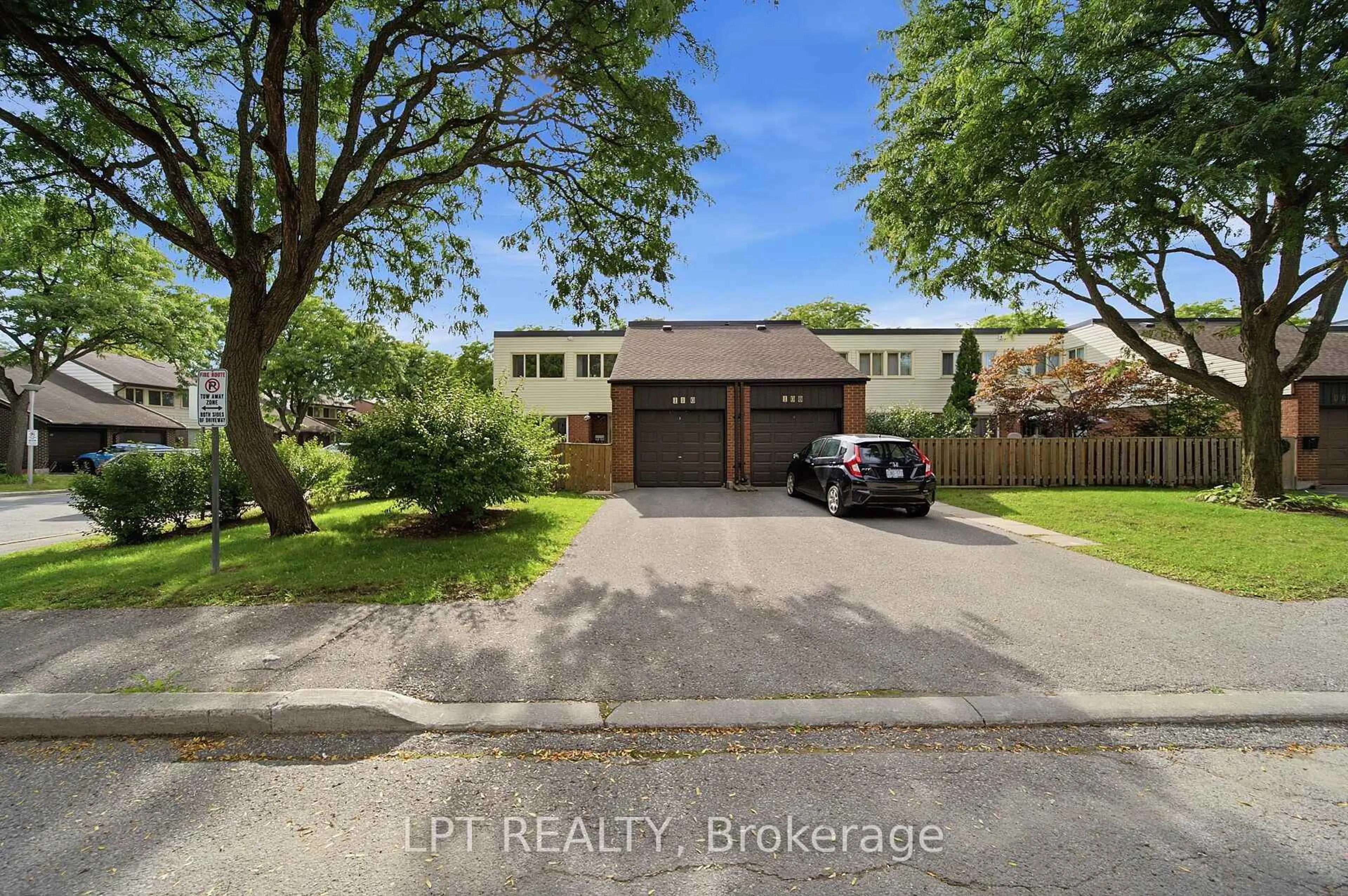 A pic from outside/outdoor area/front of a property/back of a property/a pic from drone, street for 155 Glovers Rd #110, Oshawa Ontario L1G 7A4