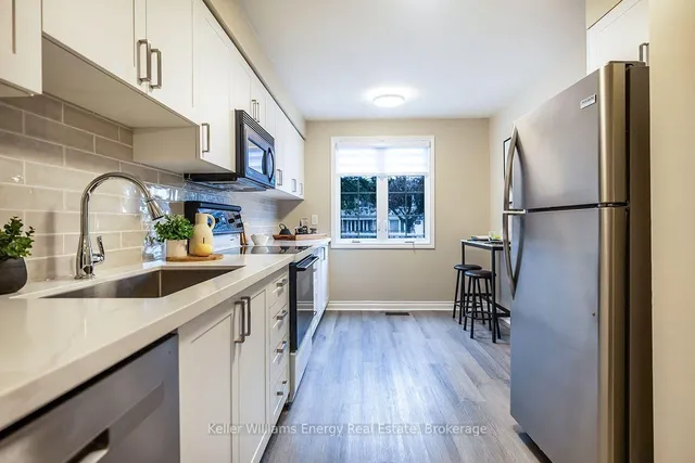 340 Pompano Crt, Oshawa 5