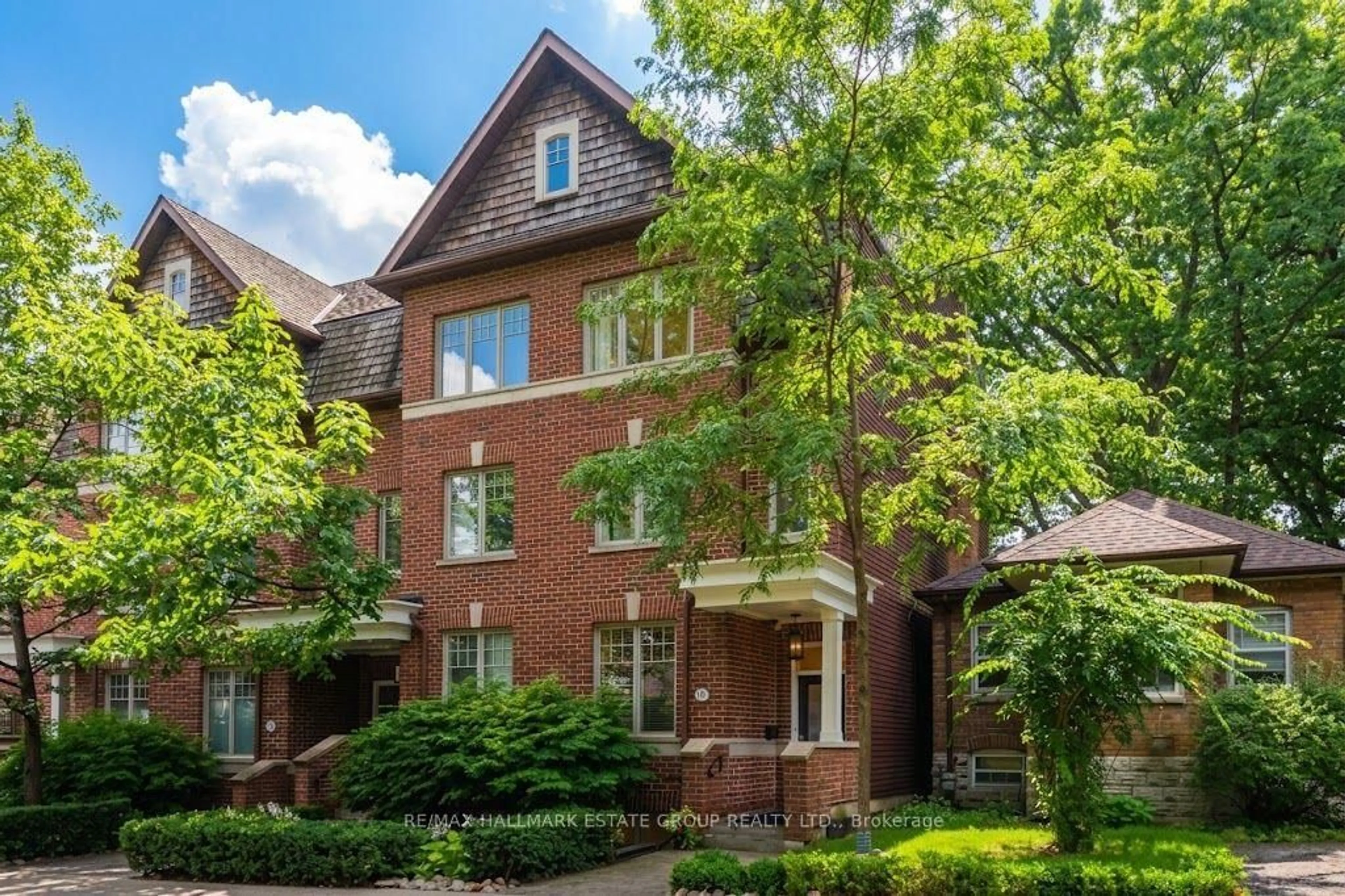 Home with brick exterior material, street for 6B Scarborough Rd, Toronto Ontario M4E 3M5