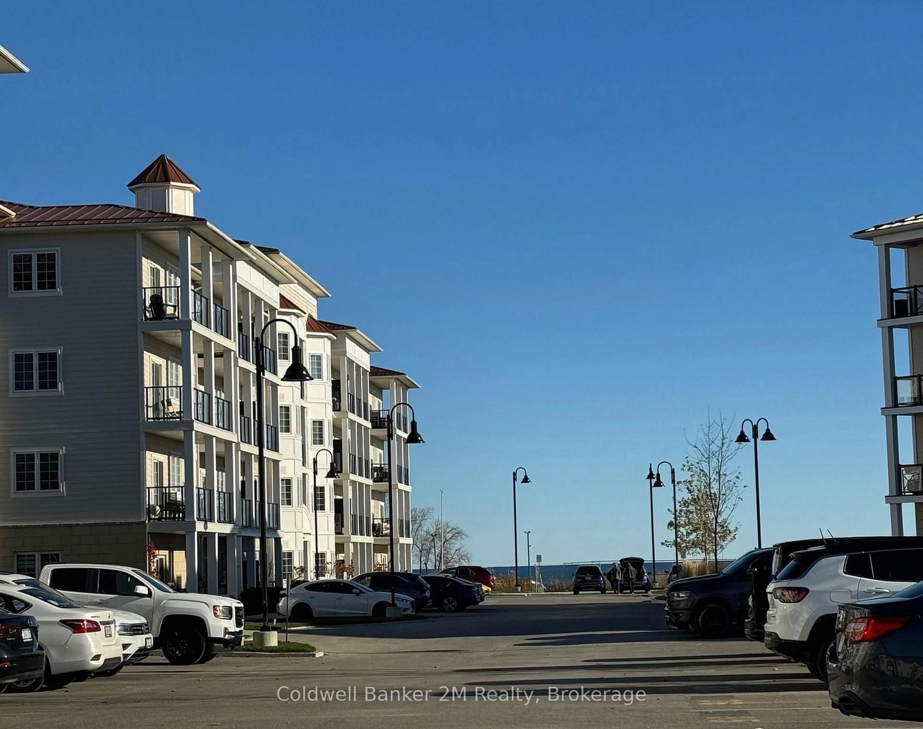 Blurry image for 80 Shipway Ave #414, Clarington Ontario L1B 0B6