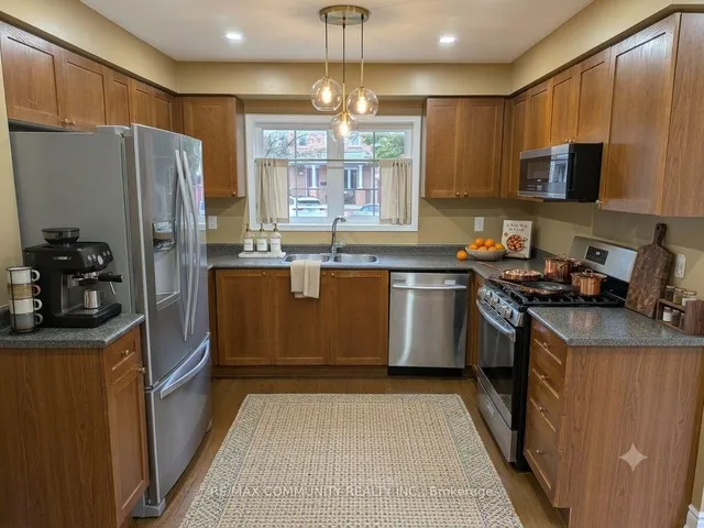 104 Mcsweeney Cres, Ajax 4