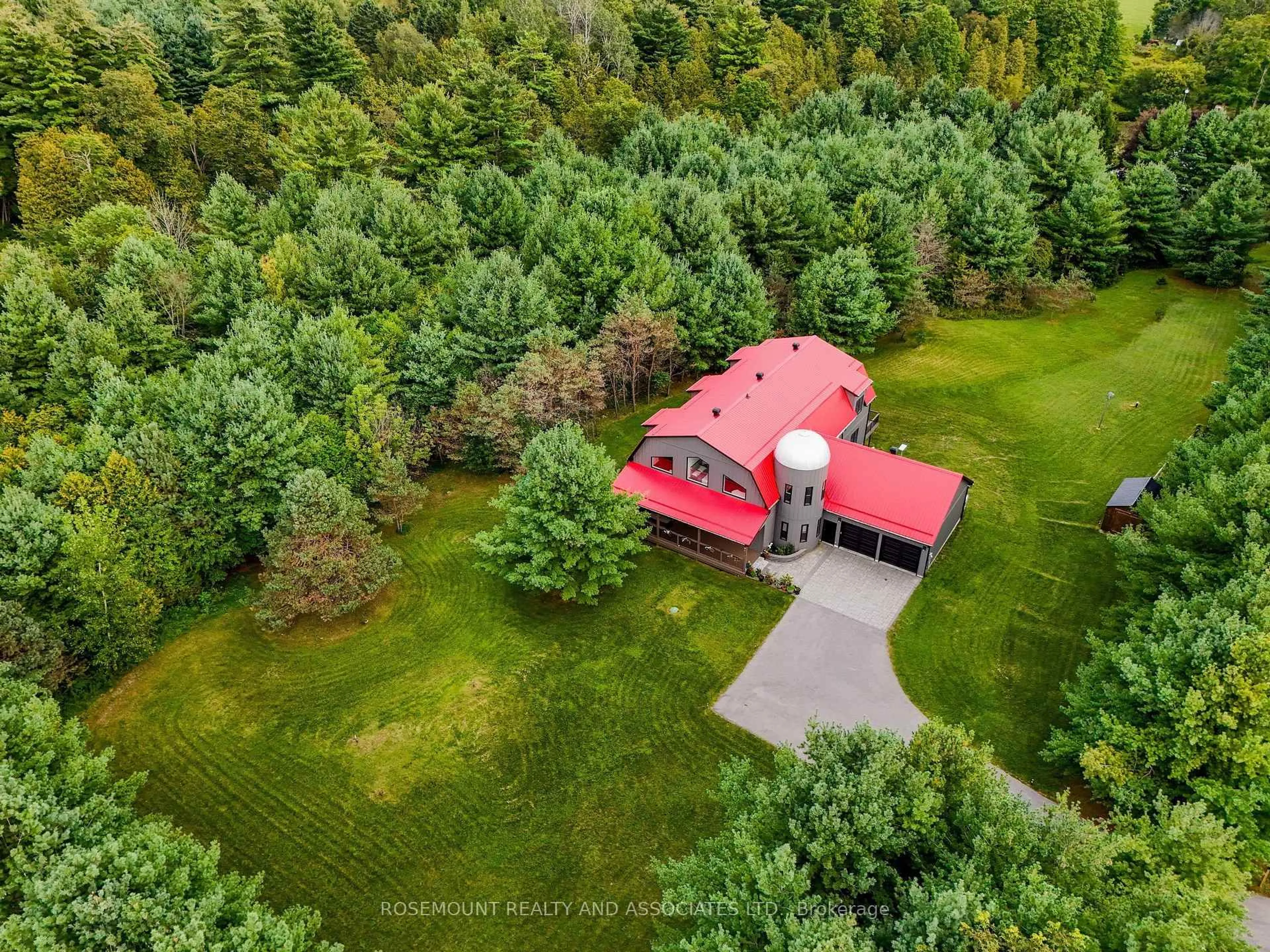 A pic from outside/outdoor area/front of a property/back of a property/a pic from drone, forest/trees view for 3831 Reid Rd, Clarington Ontario L0A 1J0