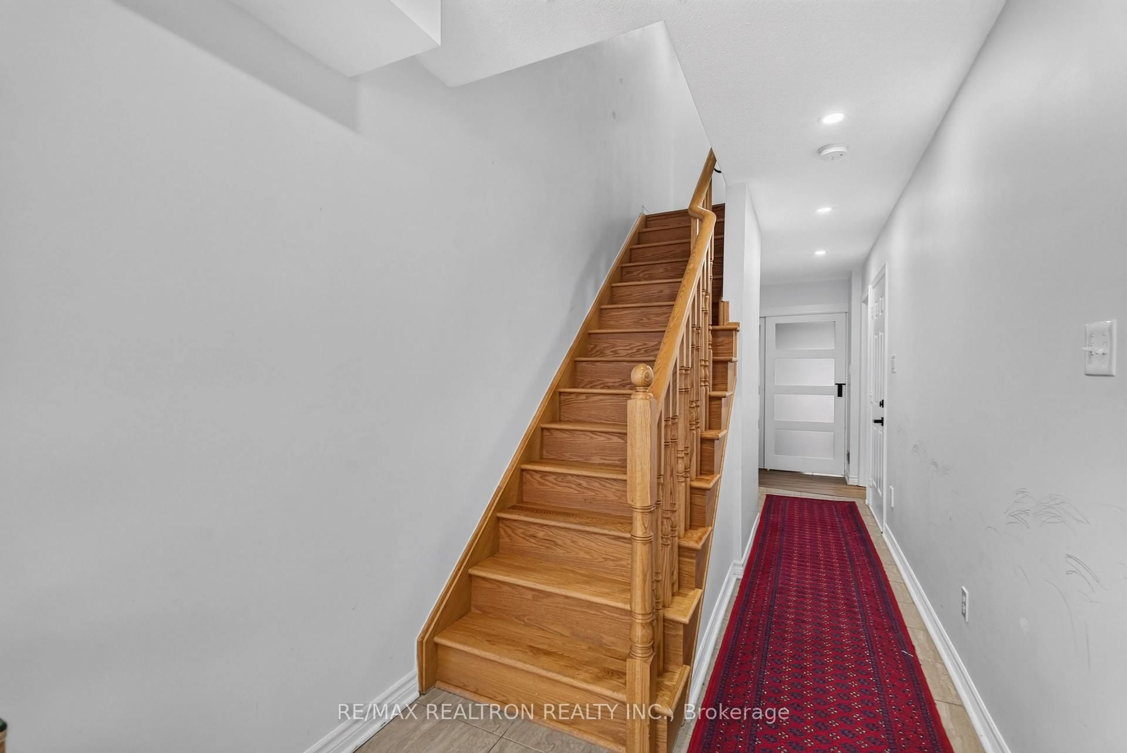 Unknown for 1548 Winville Rd, Pickering Ontario L1X 0C5