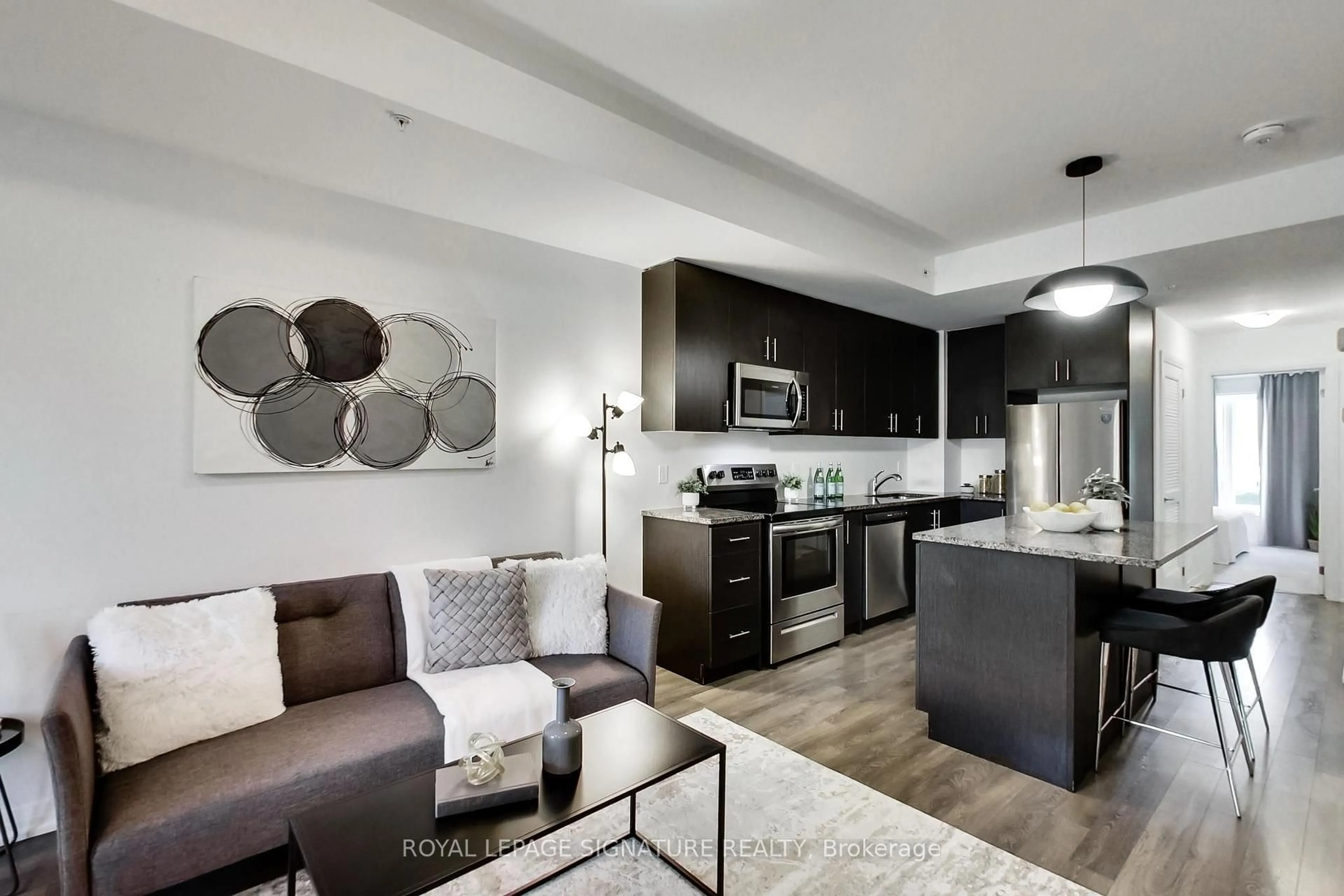 Open concept kitchen, unknown for 2635 William Jackson Dr #113, Pickering Ontario L1X 0L5