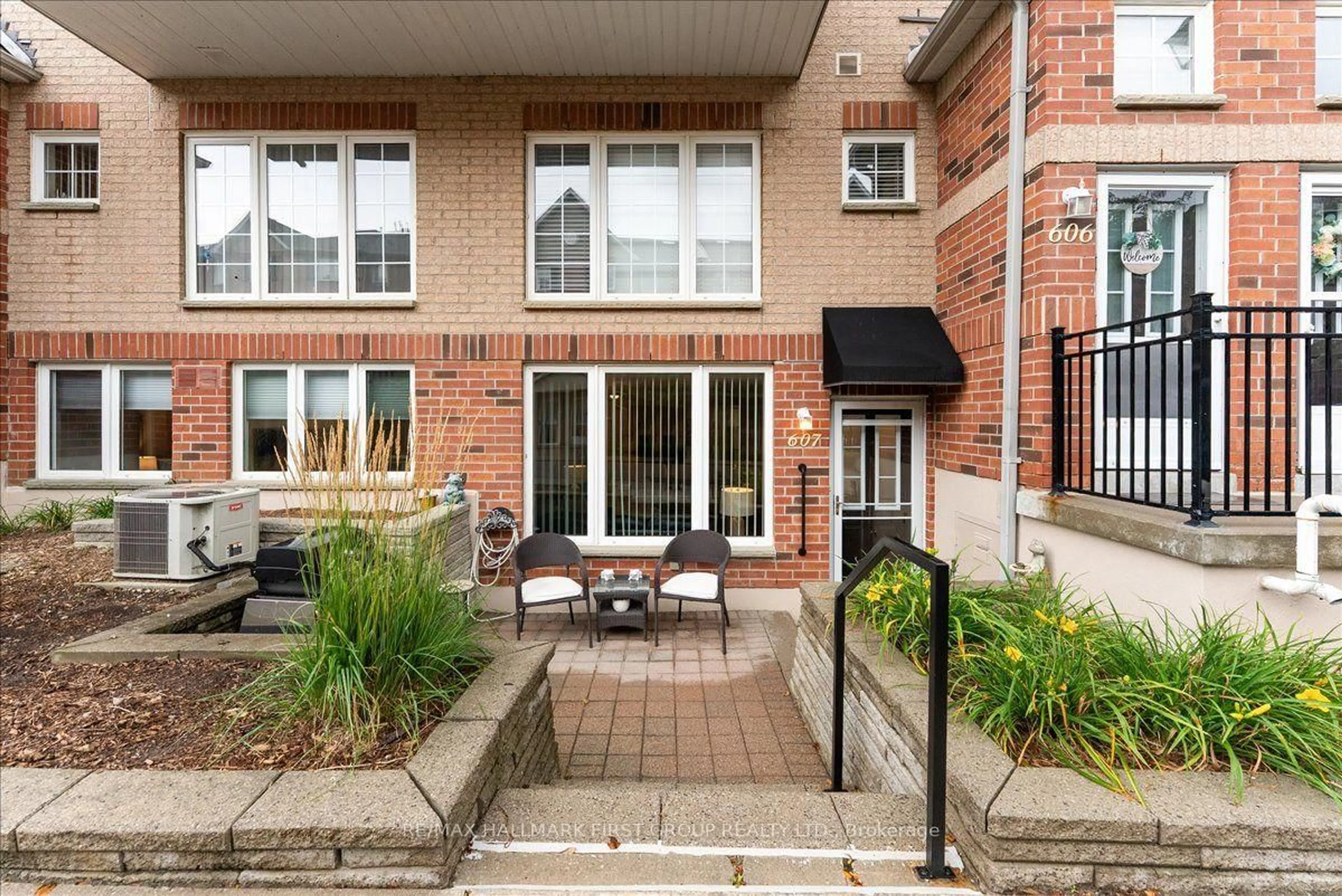 Patio, street for 1400 The Esplanade #607, Pickering Ontario L1V 6V2