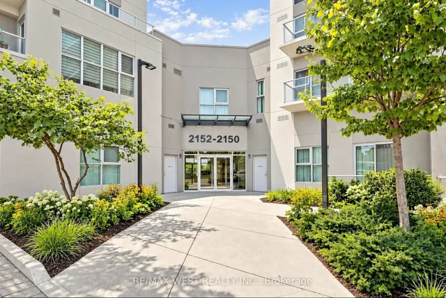 2152 Lawrence Ave #PH 04, Toronto 4