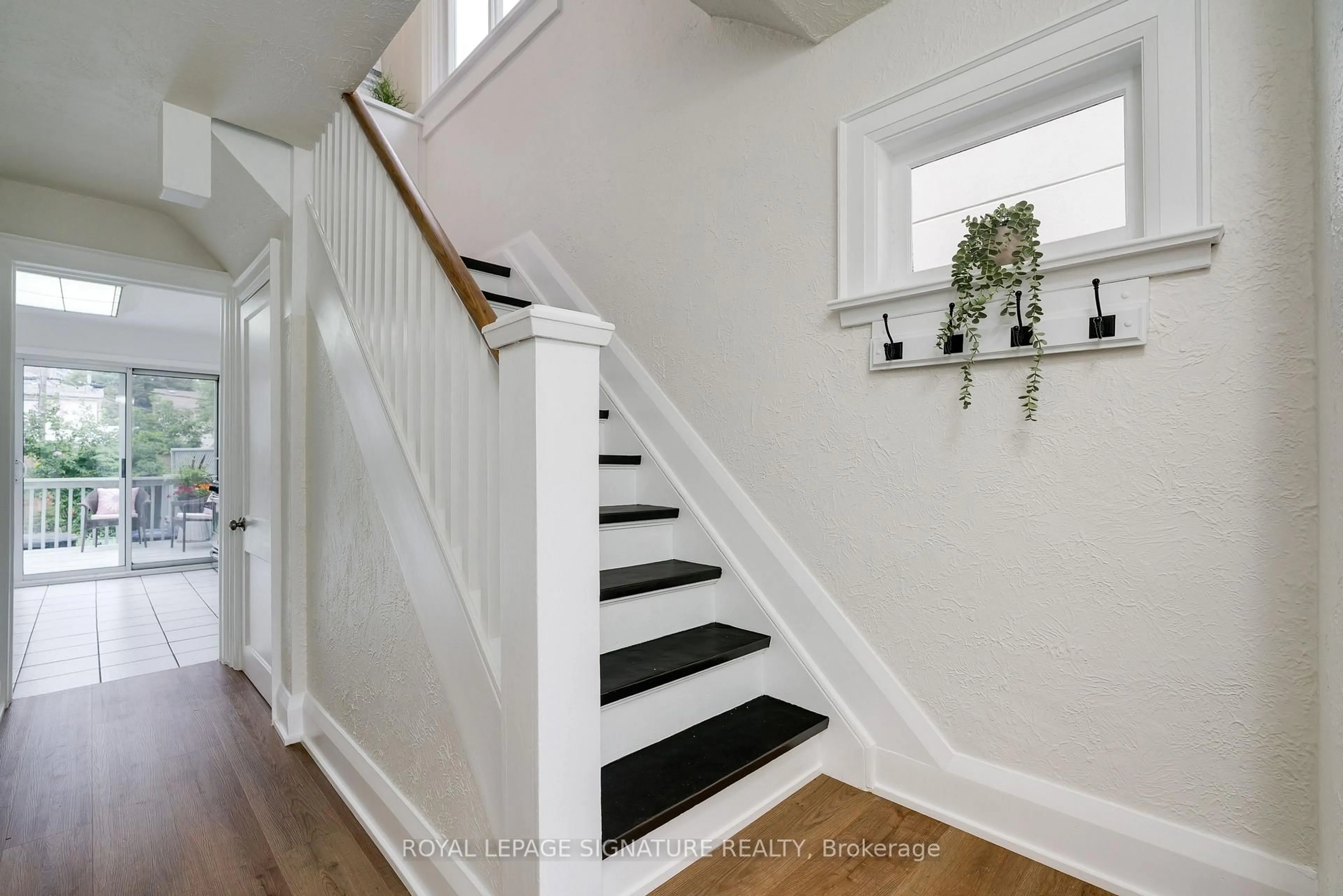 Stairs for 14 Sutherland Ave, Toronto Ontario M4C 1R9