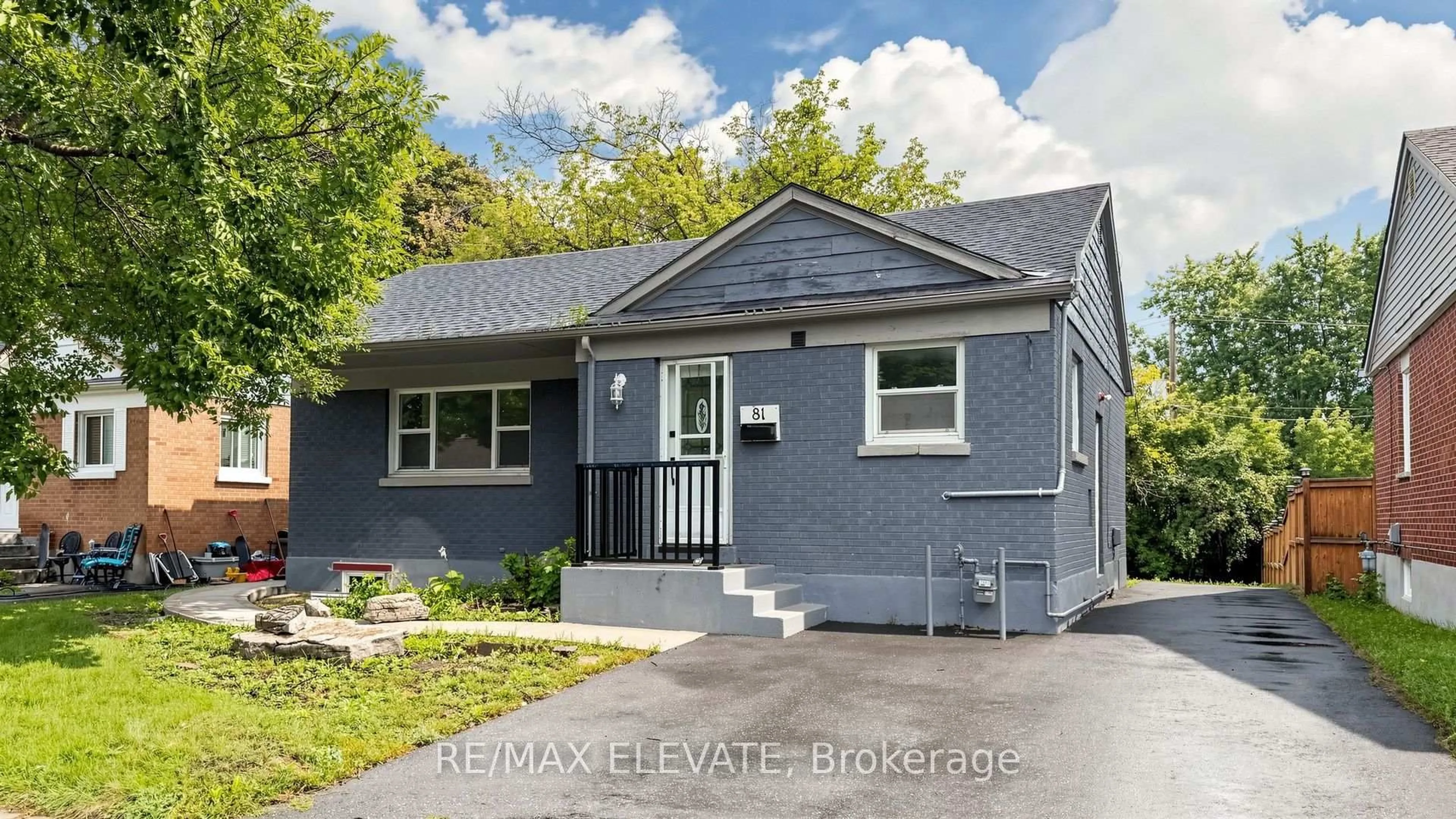 Home with vinyl exterior material, street for 81 Admiral Rd, Ajax Ontario L1S 2N8