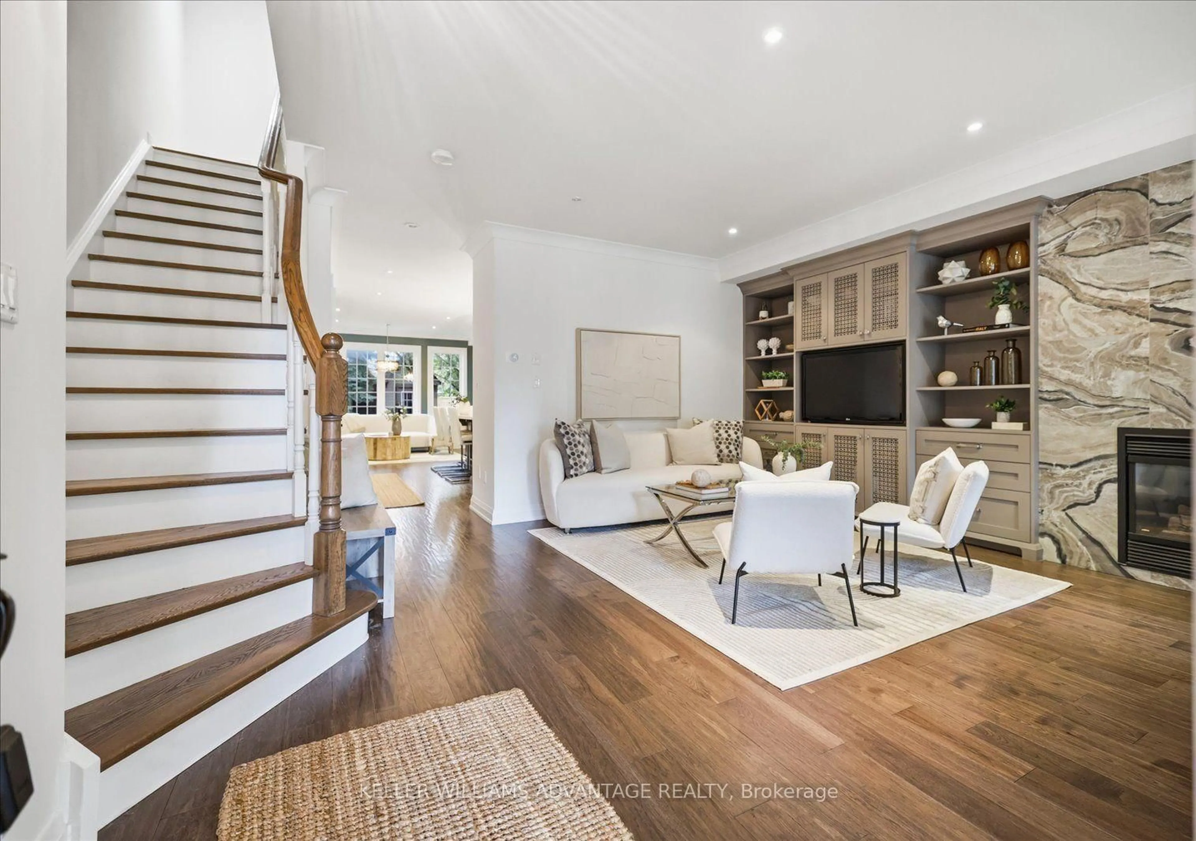 Living room with furniture, unknown for 128 Boardwalk Dr, Toronto Ontario M4L 3X4