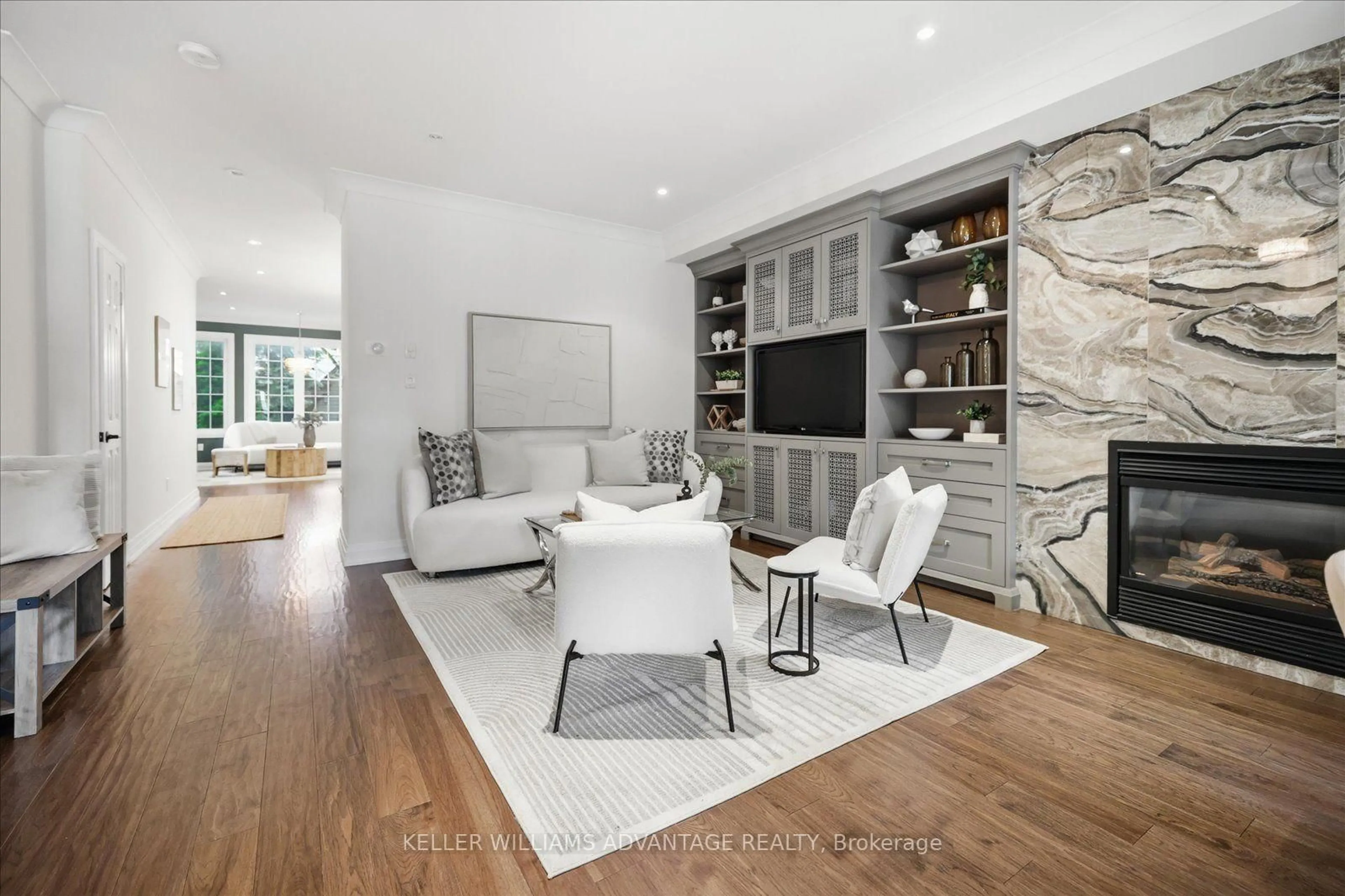 Living room with furniture, unknown for 128 Boardwalk Dr, Toronto Ontario M4L 3X4