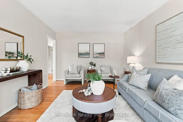 274 Labrador Dr, Oshawa 5