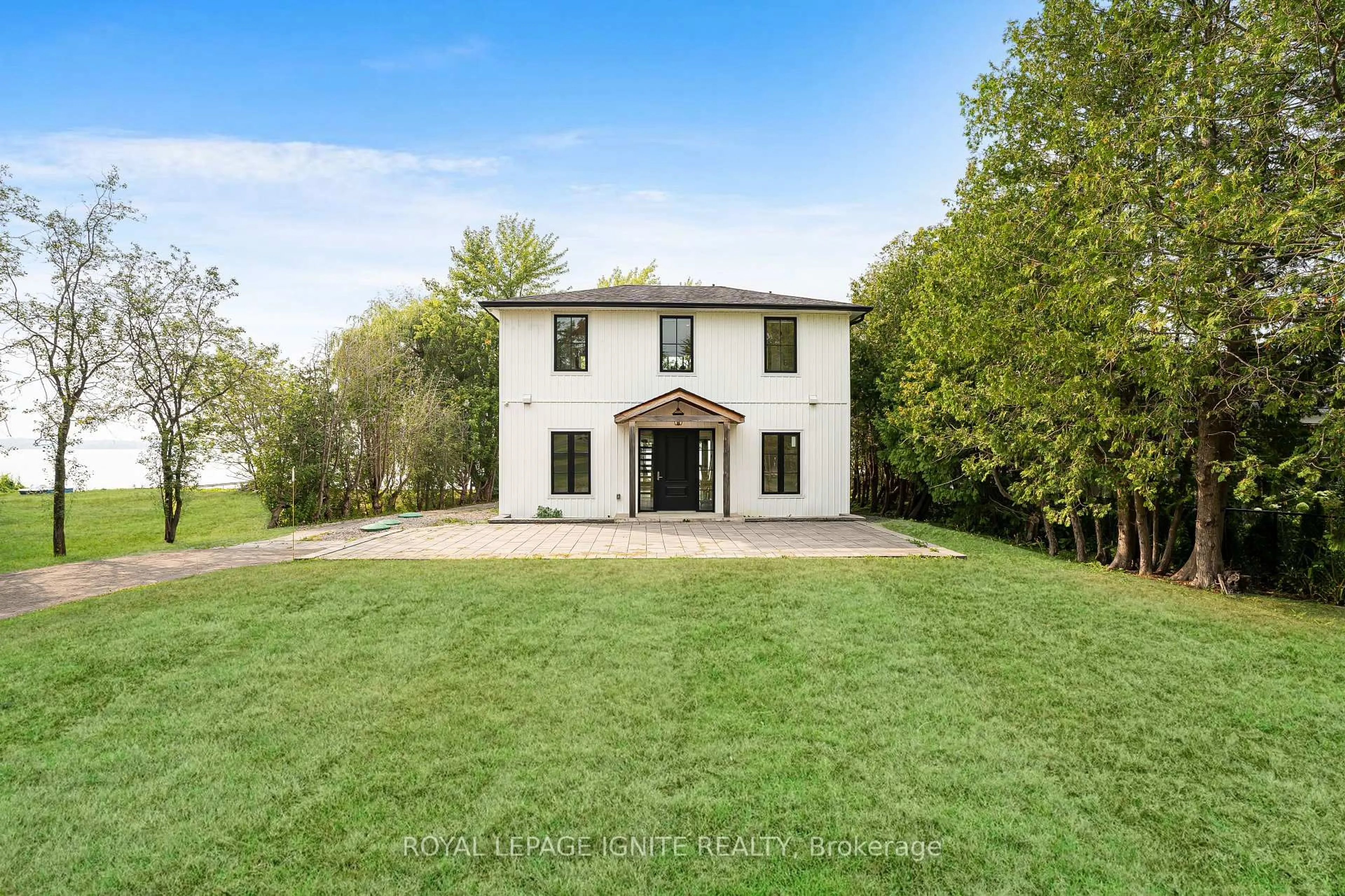 A pic from outside/outdoor area/front of a property/back of a property/a pic from drone, unknown for 46 Williams Point Rd, Scugog Ontario L0B 1E0