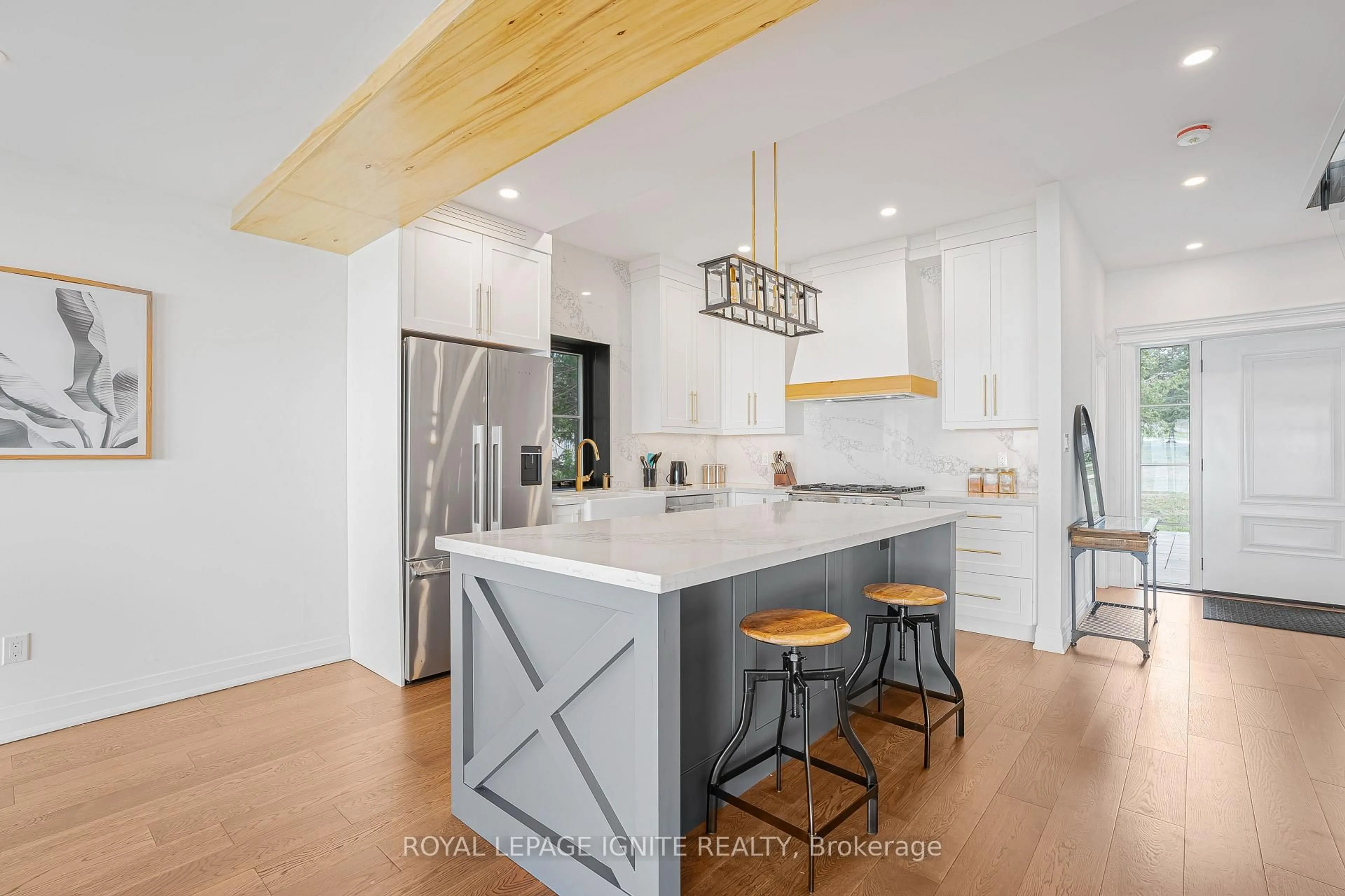 Open concept kitchen, unknown for 46 Williams Point Rd, Scugog Ontario L0B 1E0