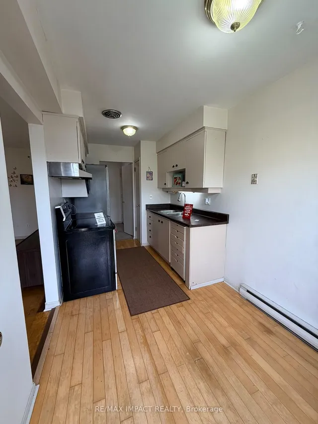 33 Taunton Rd #28, Oshawa 4