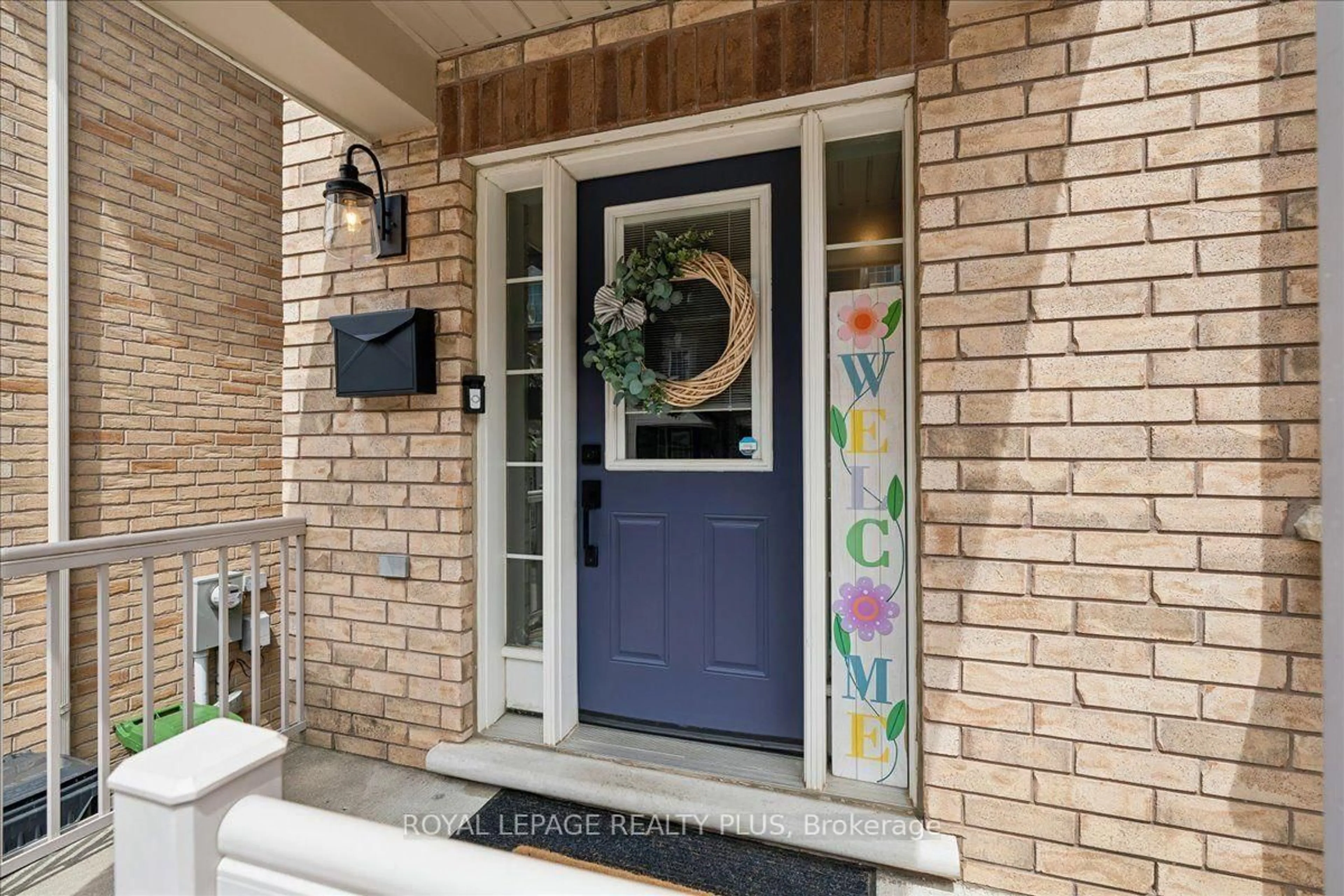 Indoor entryway for 29 Jeremiah Lane, Toronto Ontario M1J 0A3
