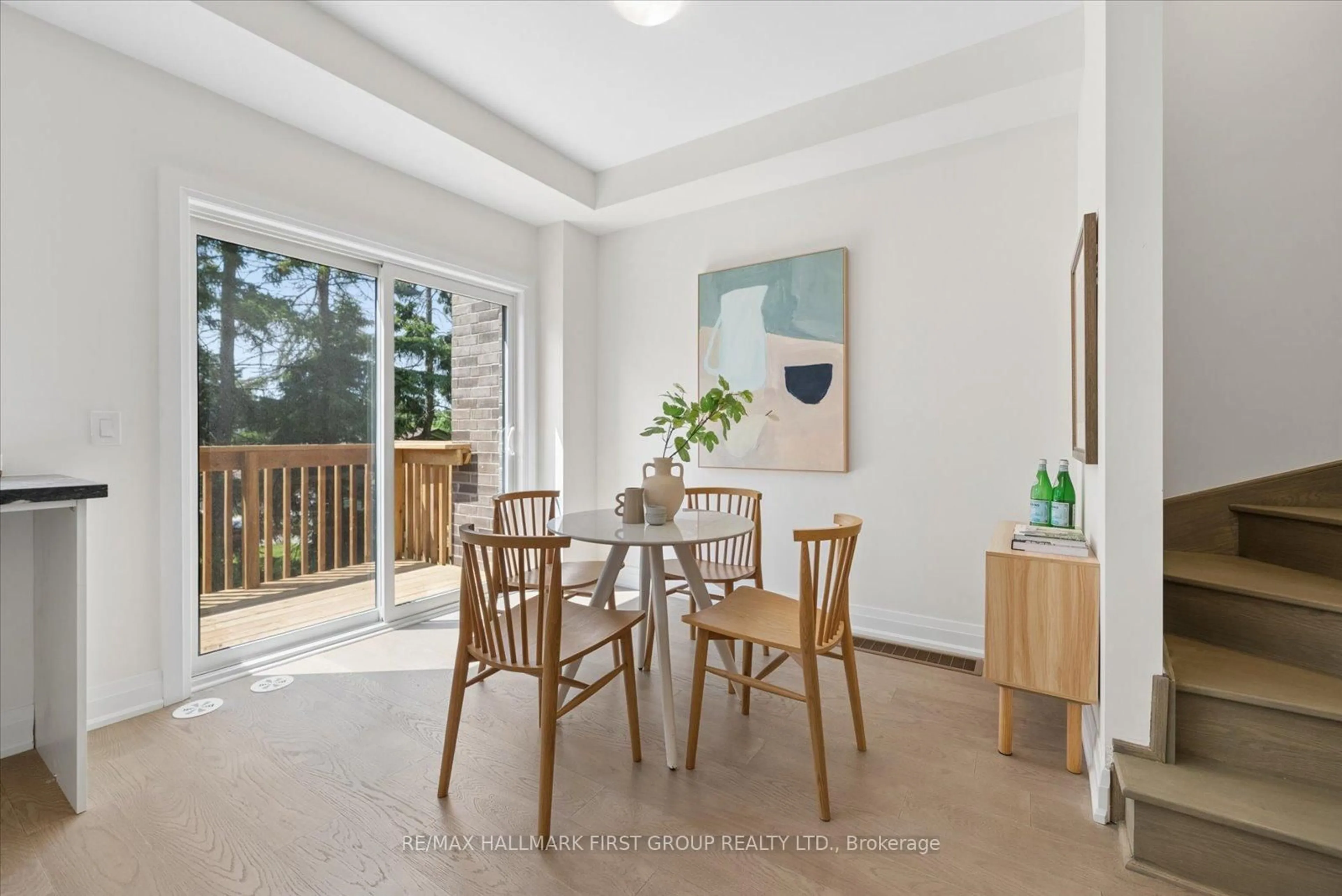 Dining room, unknown for 19 Marret Lane, Clarington Ontario L1B 0X2