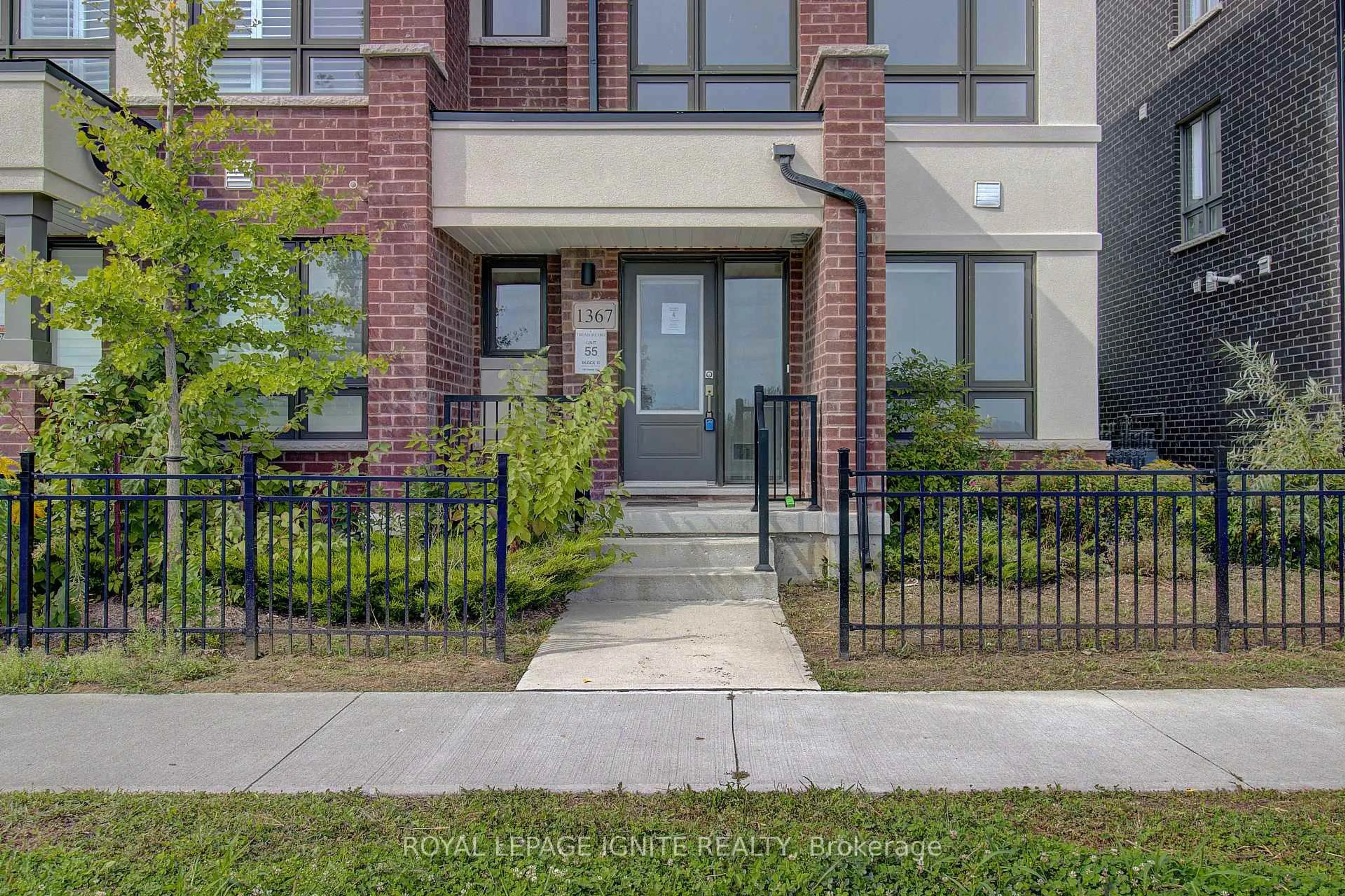 Home with brick exterior material, street for 1367 Shankel Rd, Oshawa Ontario L1K 1A9