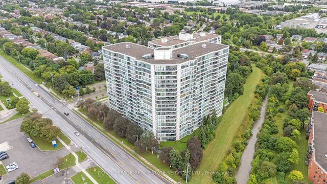 4725 Sheppard Ave #413, Toronto 2