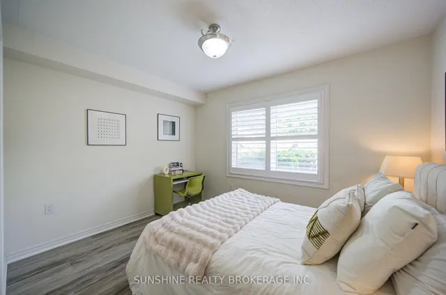 40 PRINGDALE GARDENS Circ, Toronto 3