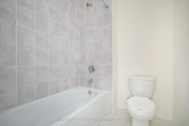 1864 Irish Moss Sq, Pickering 4