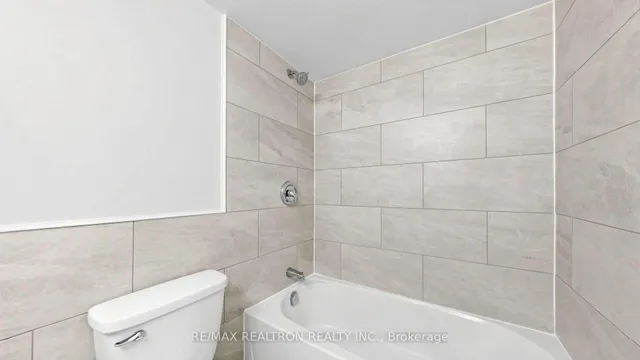 100 Wingarden Crt #1011, Toronto 2