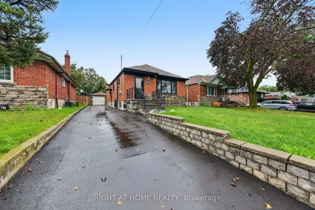 1008 Kennedy Rd, Toronto 3
