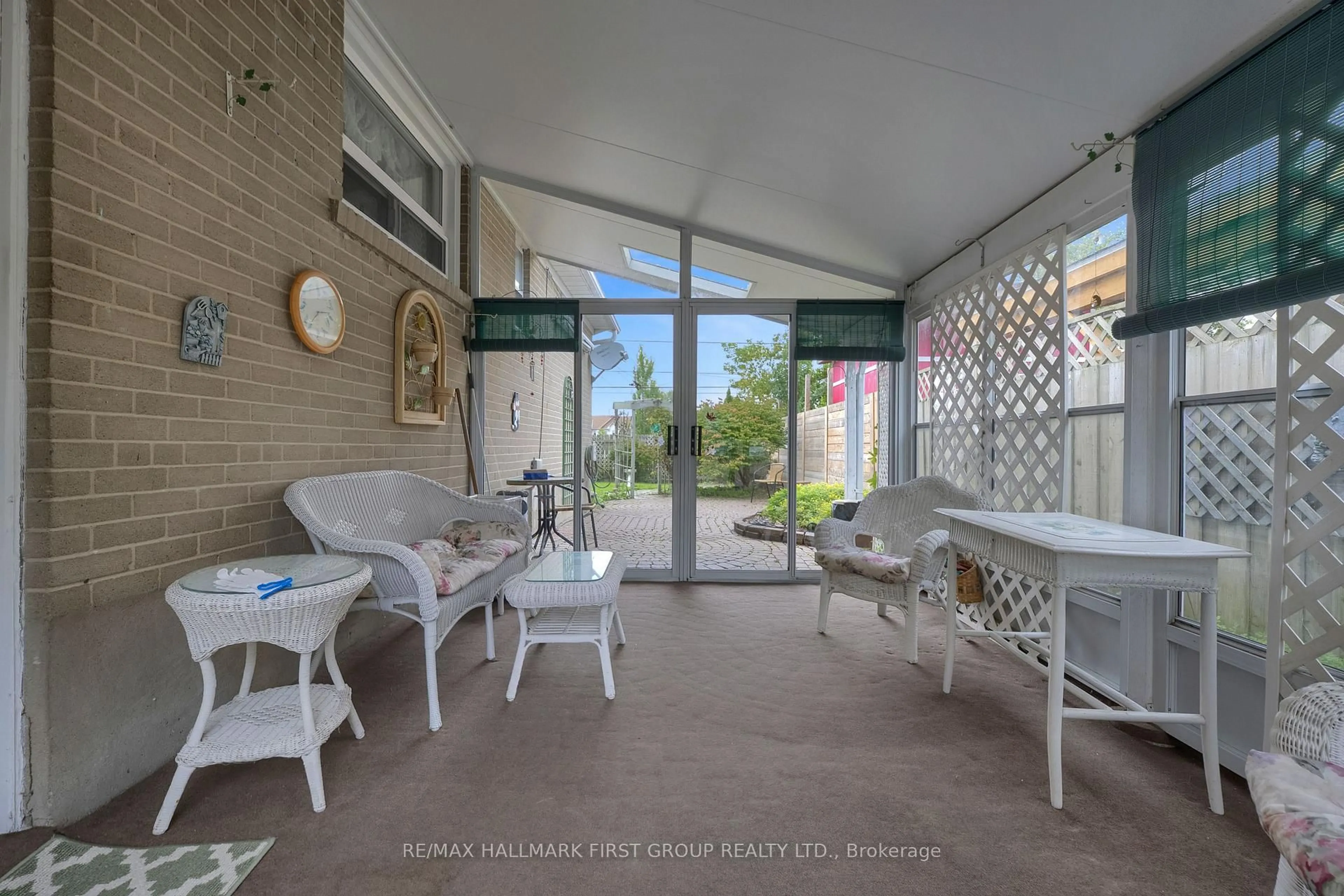 Patio, street for 35 Tulloch Dr, Ajax Ontario L1S 2S3