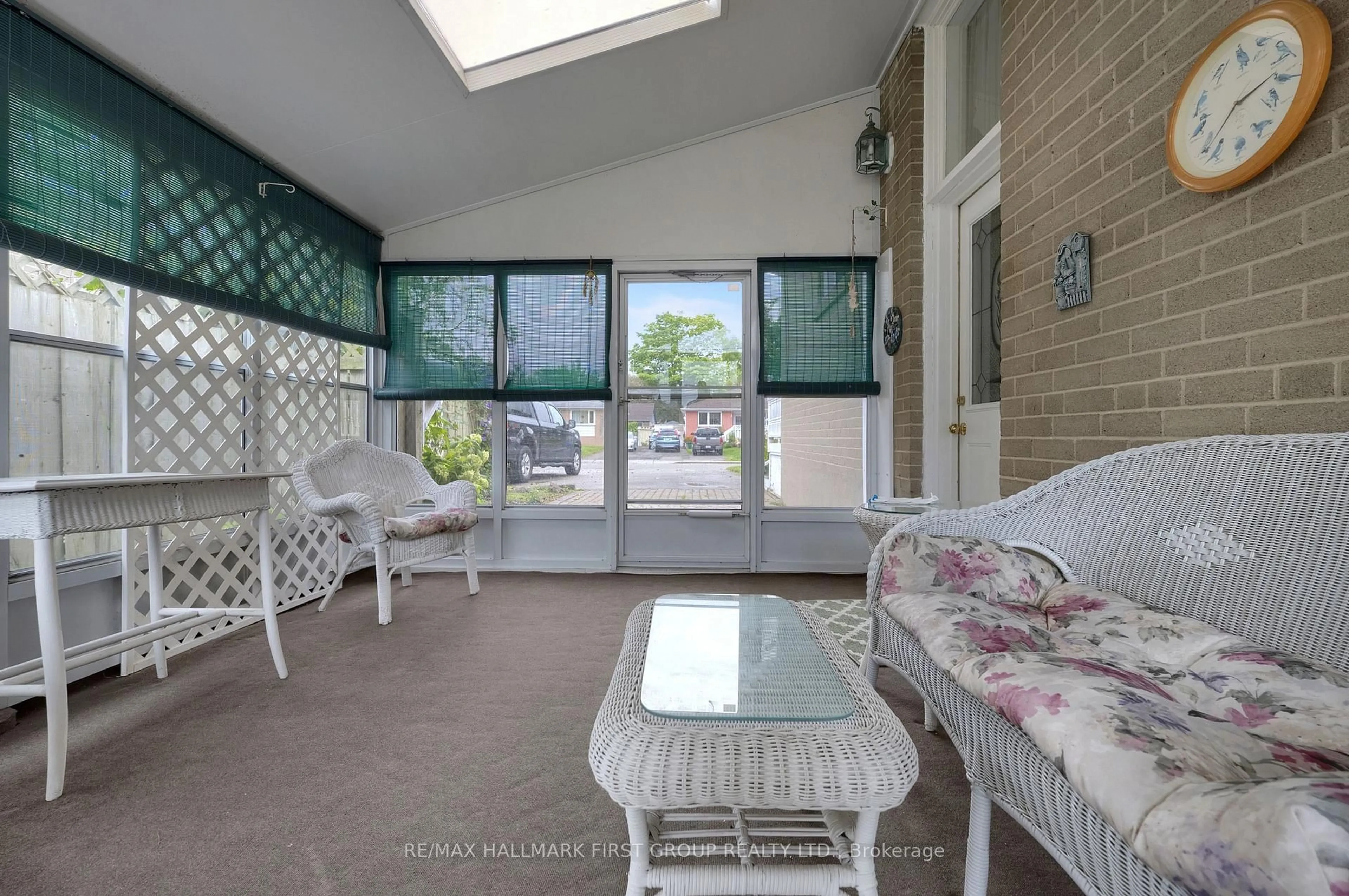 Patio, street for 35 Tulloch Dr, Ajax Ontario L1S 2S3