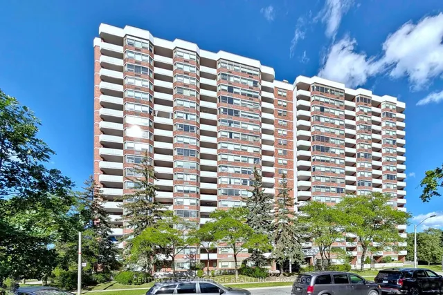 121 Ling Rd #1910, Toronto 2