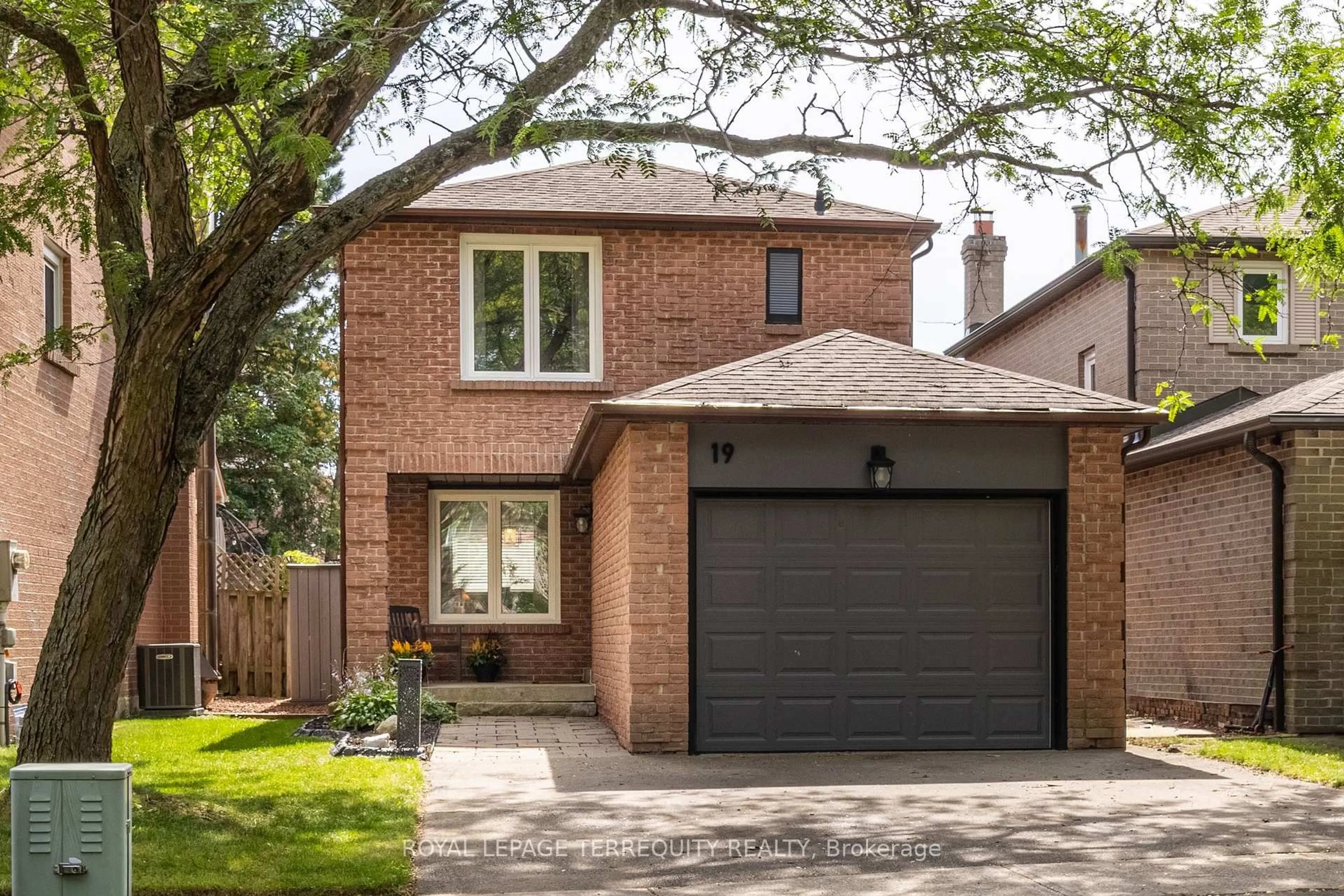 Home with brick exterior material, street for 19 Brocklesby Cres, Ajax Ontario L1T 2J6