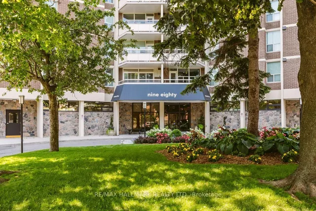 980 Broadview Ave #1201, Toronto 2