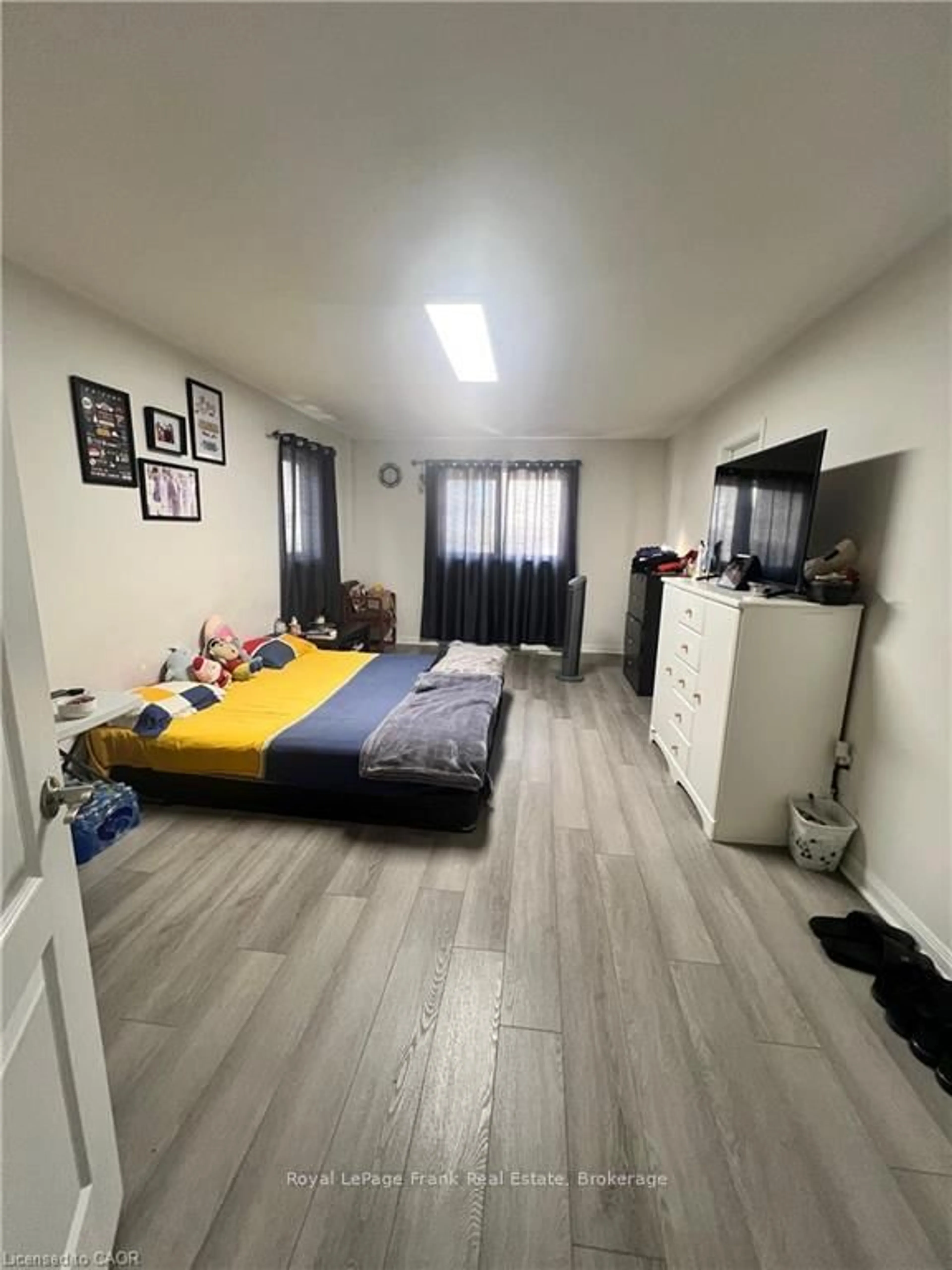 A pic of a room for 2555 Winter Words Dr, Oshawa Ontario L1H 7K4