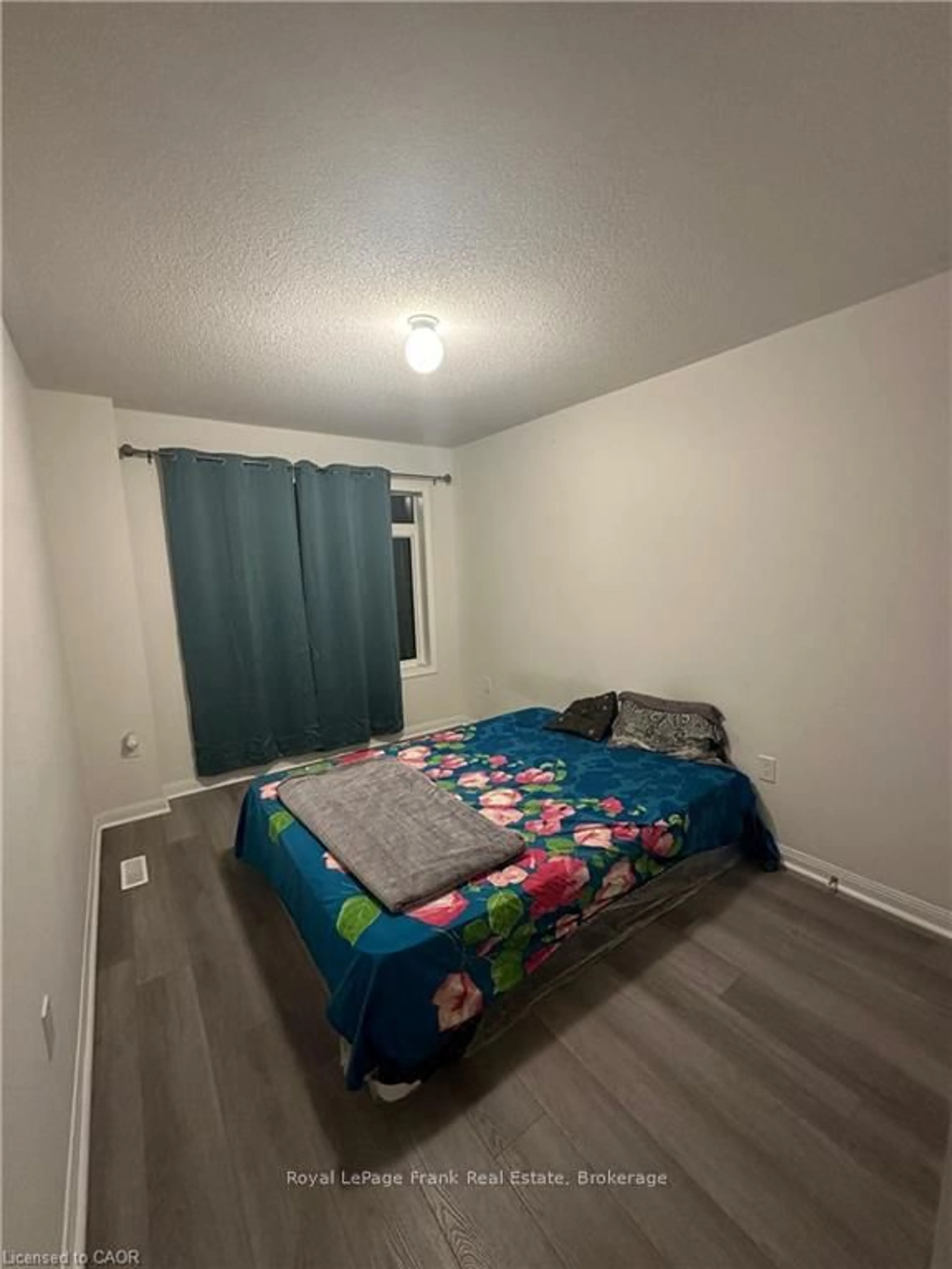 A pic of a room for 2555 Winter Words Dr, Oshawa Ontario L1H 7K4