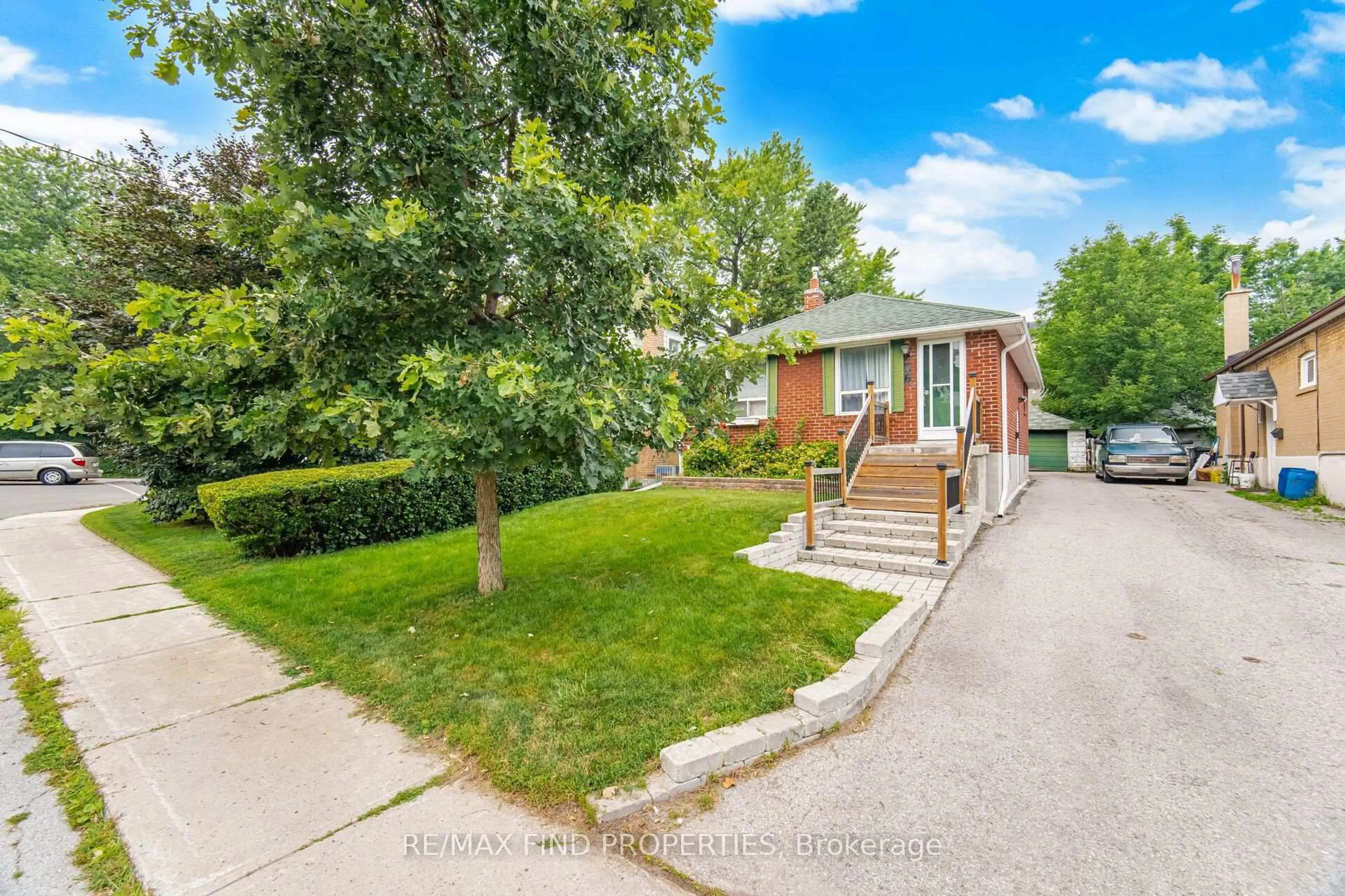 Home with brick exterior material, street for 36 Pinegrove Ave, Toronto Ontario M1N 2G5
