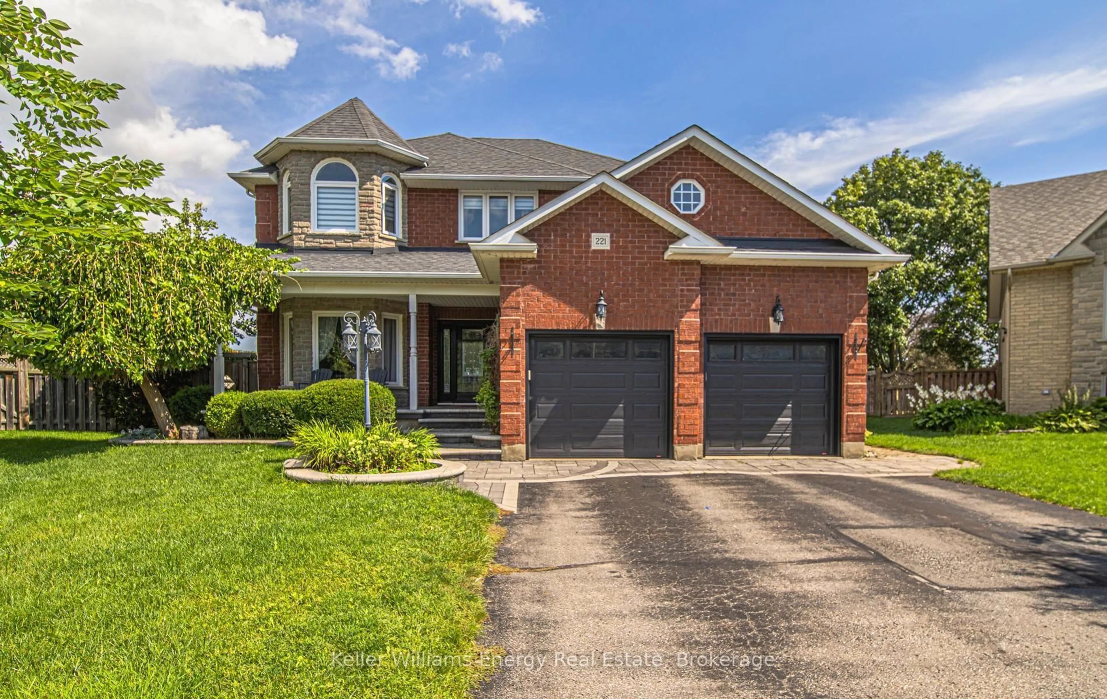 Home with brick exterior material, street for 221 Conestoga Crt, Oshawa Ontario L1G 8B7