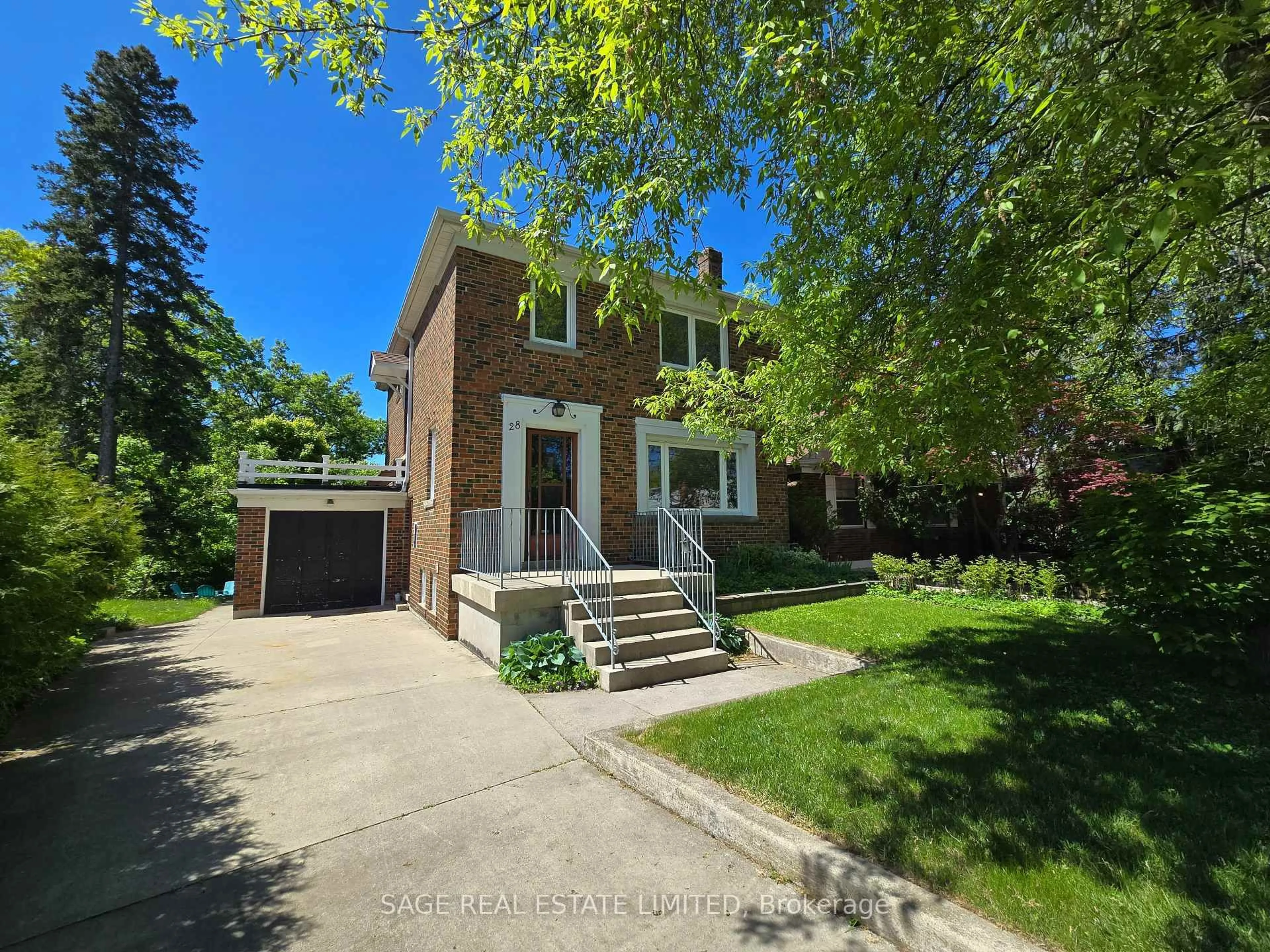Unknown for 28 Barbara Cres, Toronto Ontario M4C 3B2
