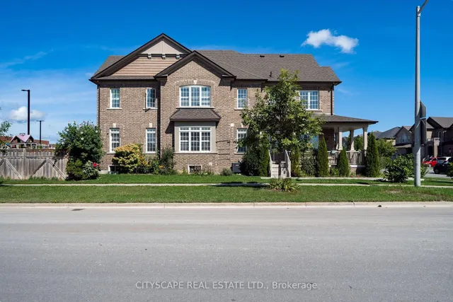 250 Crombie St, Clarington 2