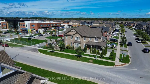 250 Crombie St, Clarington 4